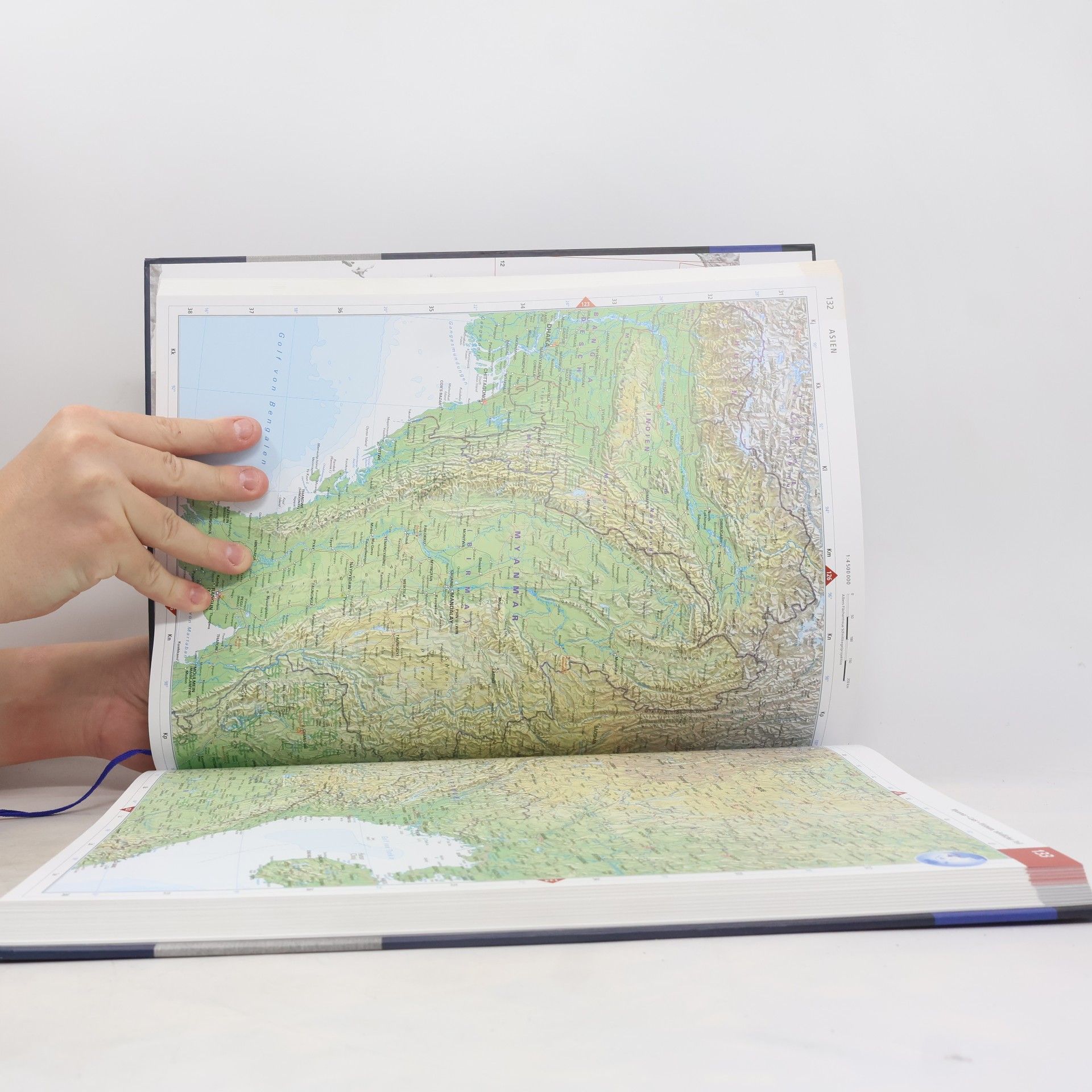 Kosmos Universal Atlas