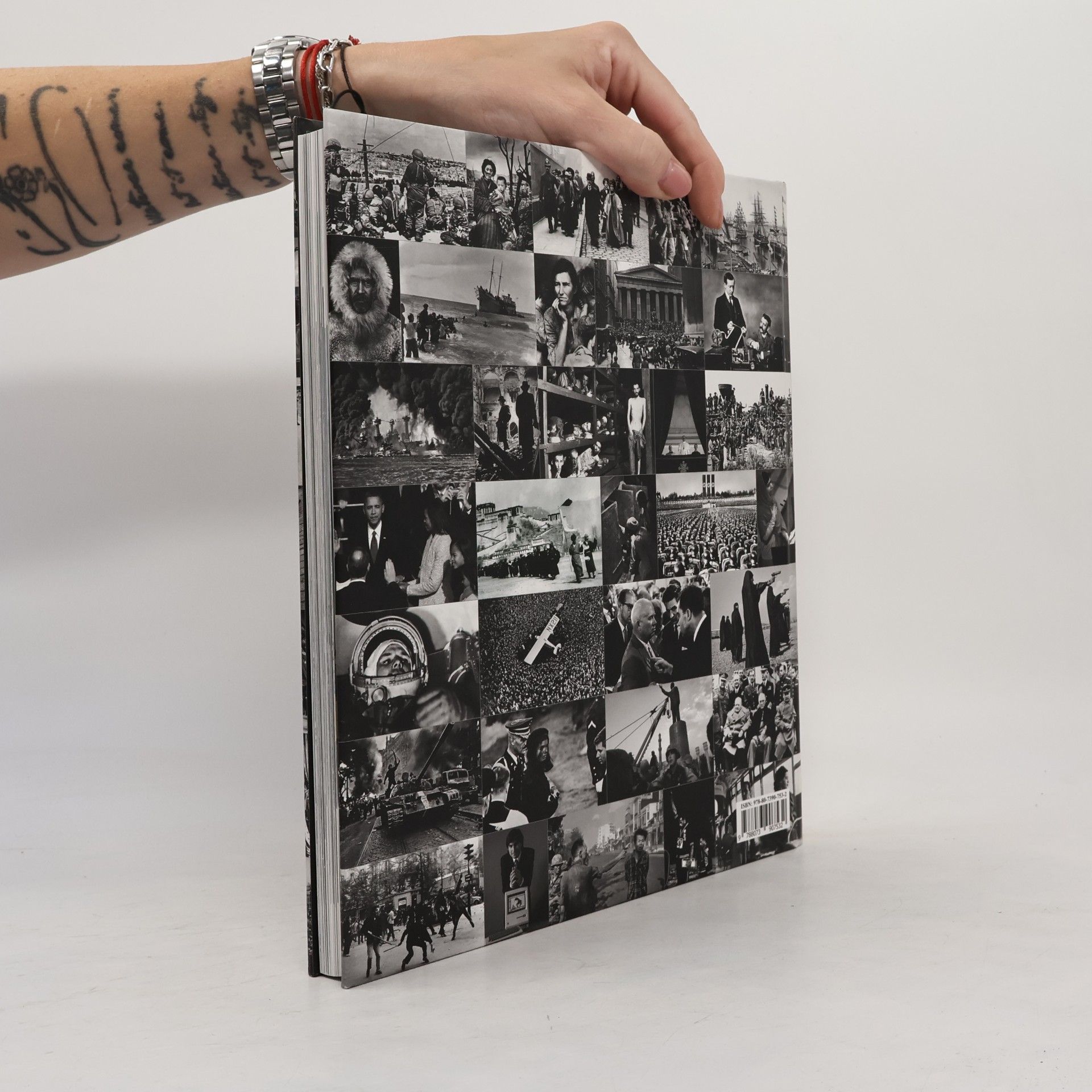 Federica Guarnieri 100 fotografií, které změnily svět