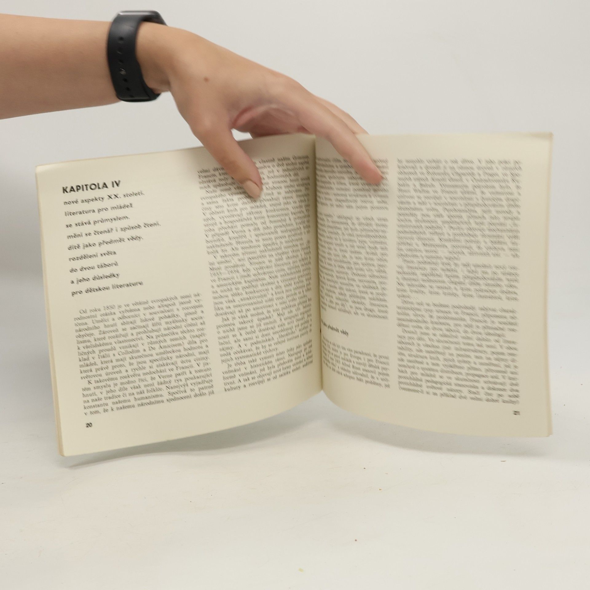 Marc Soriano Pověra a realismus ve francouzské dětské literatuře