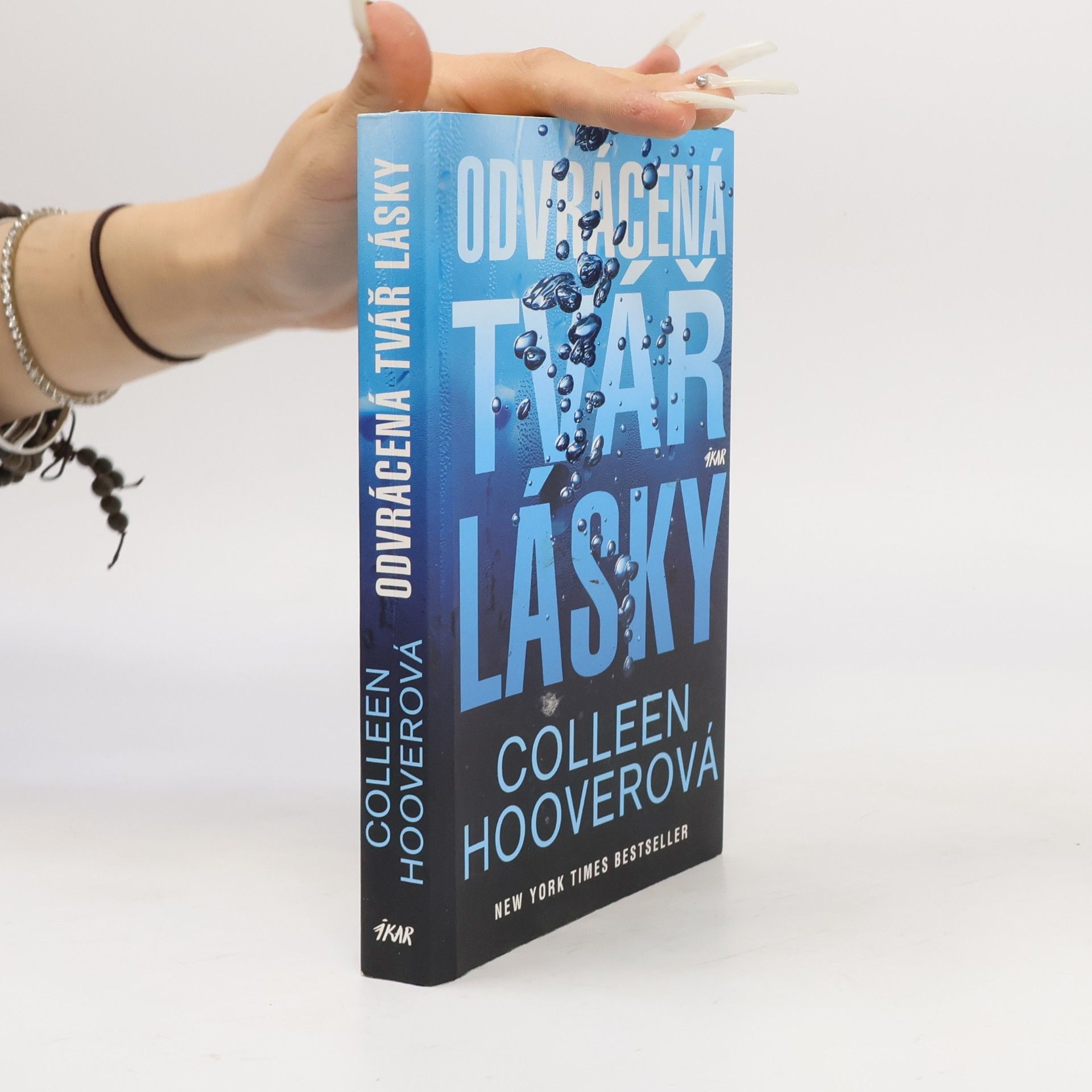 Colleen Hoover Odvrácená tvář lásky