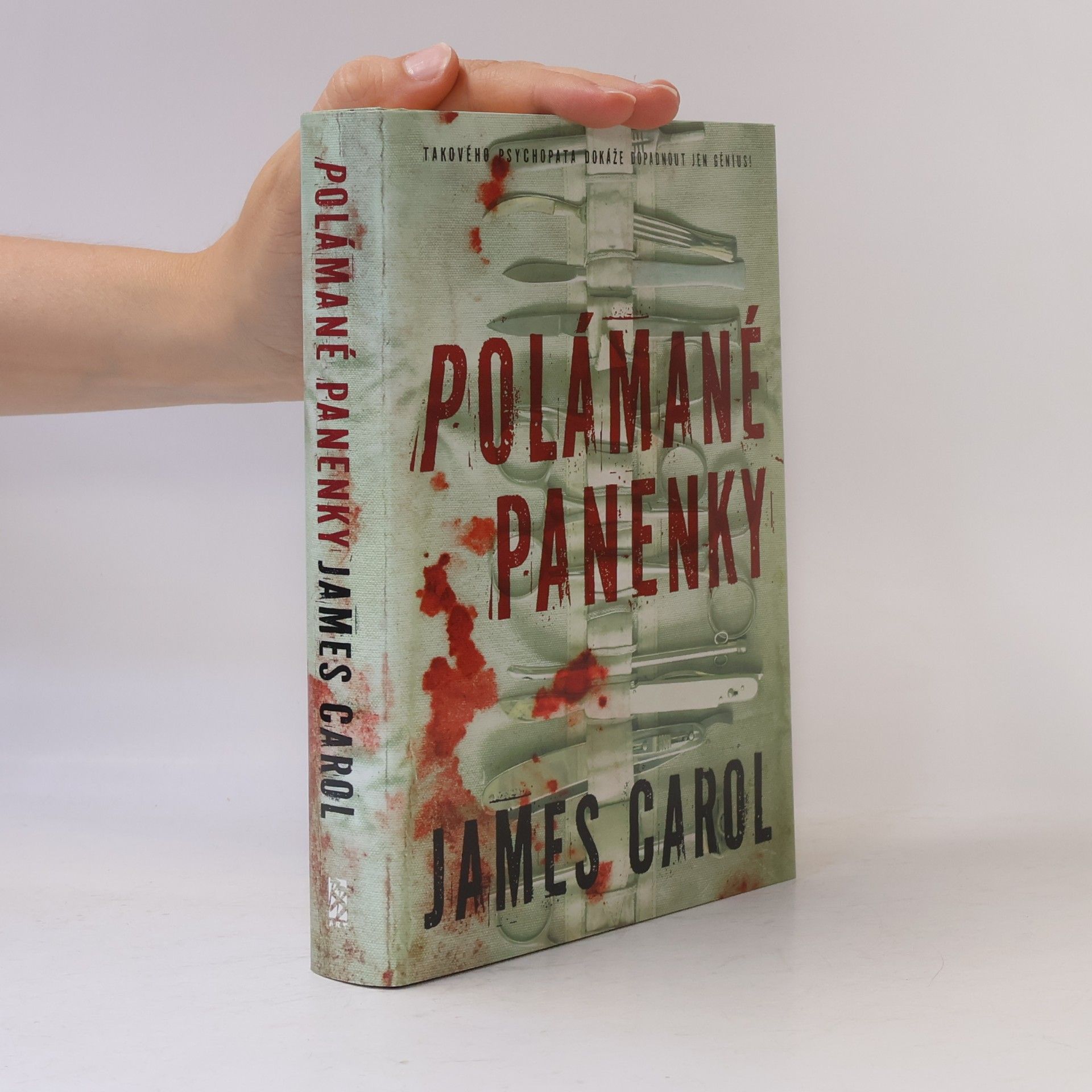 James Carol Polámané panenky