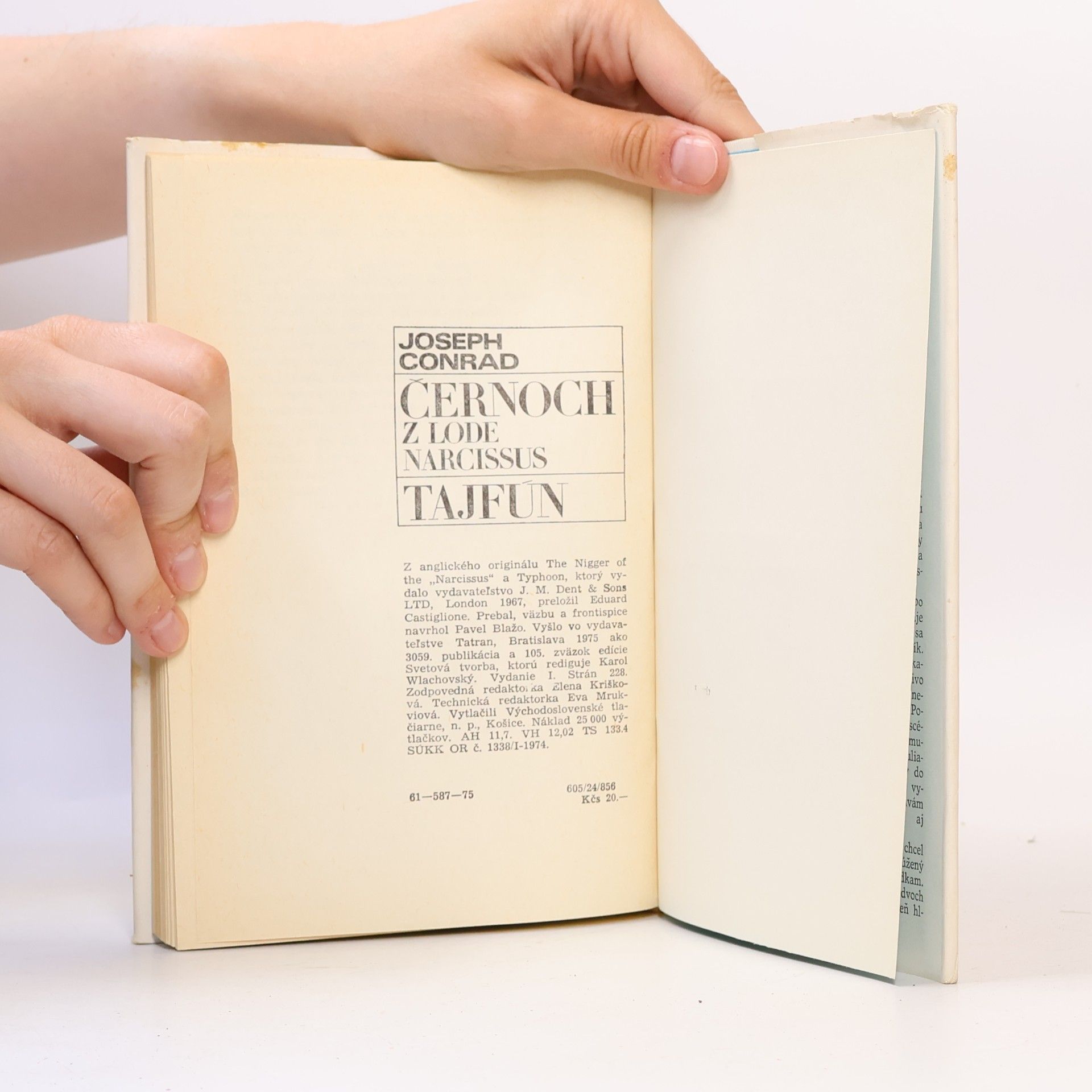 Joseph Conrad Černoch z lode Narcissus. Tajfún