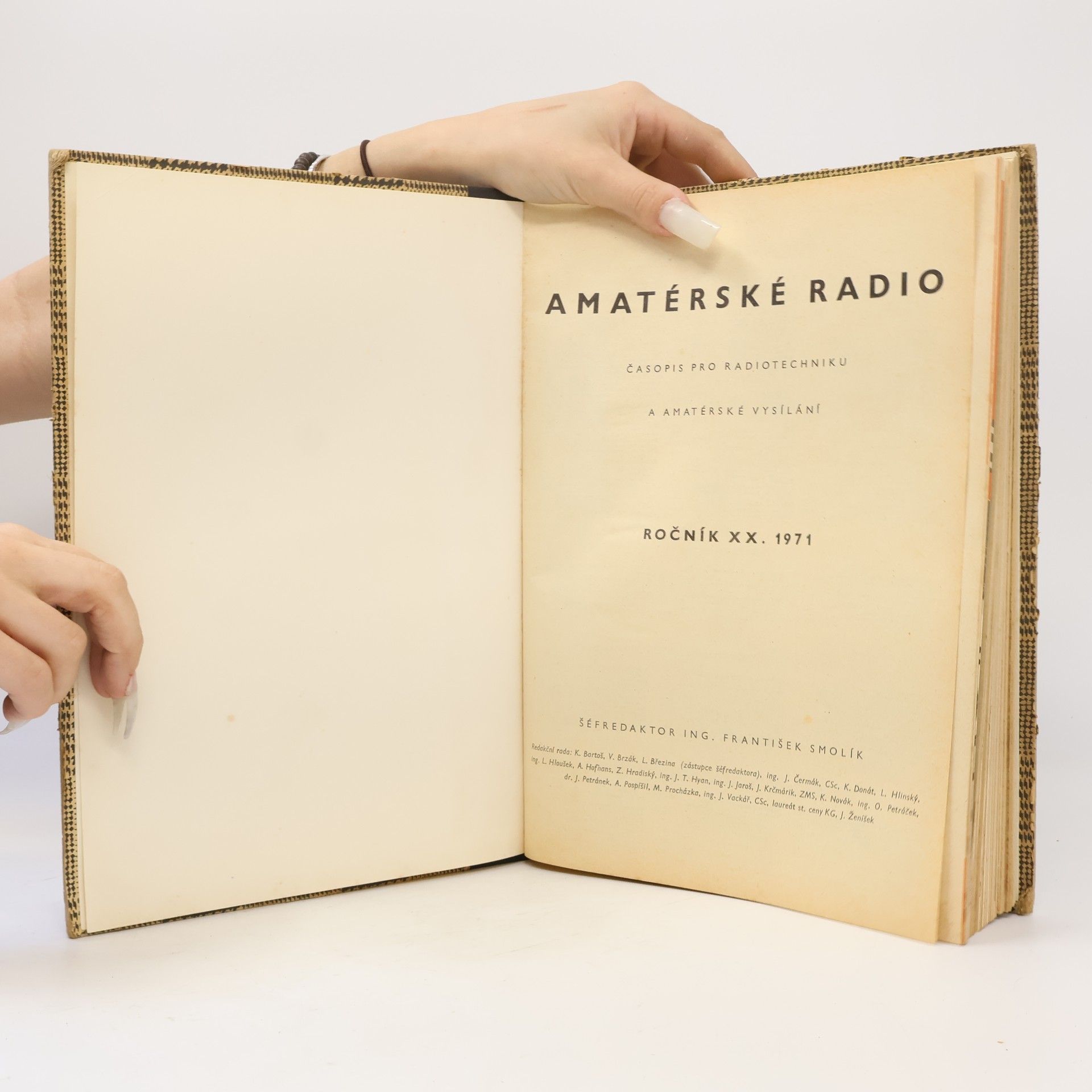 Autores varios Amatérské radio