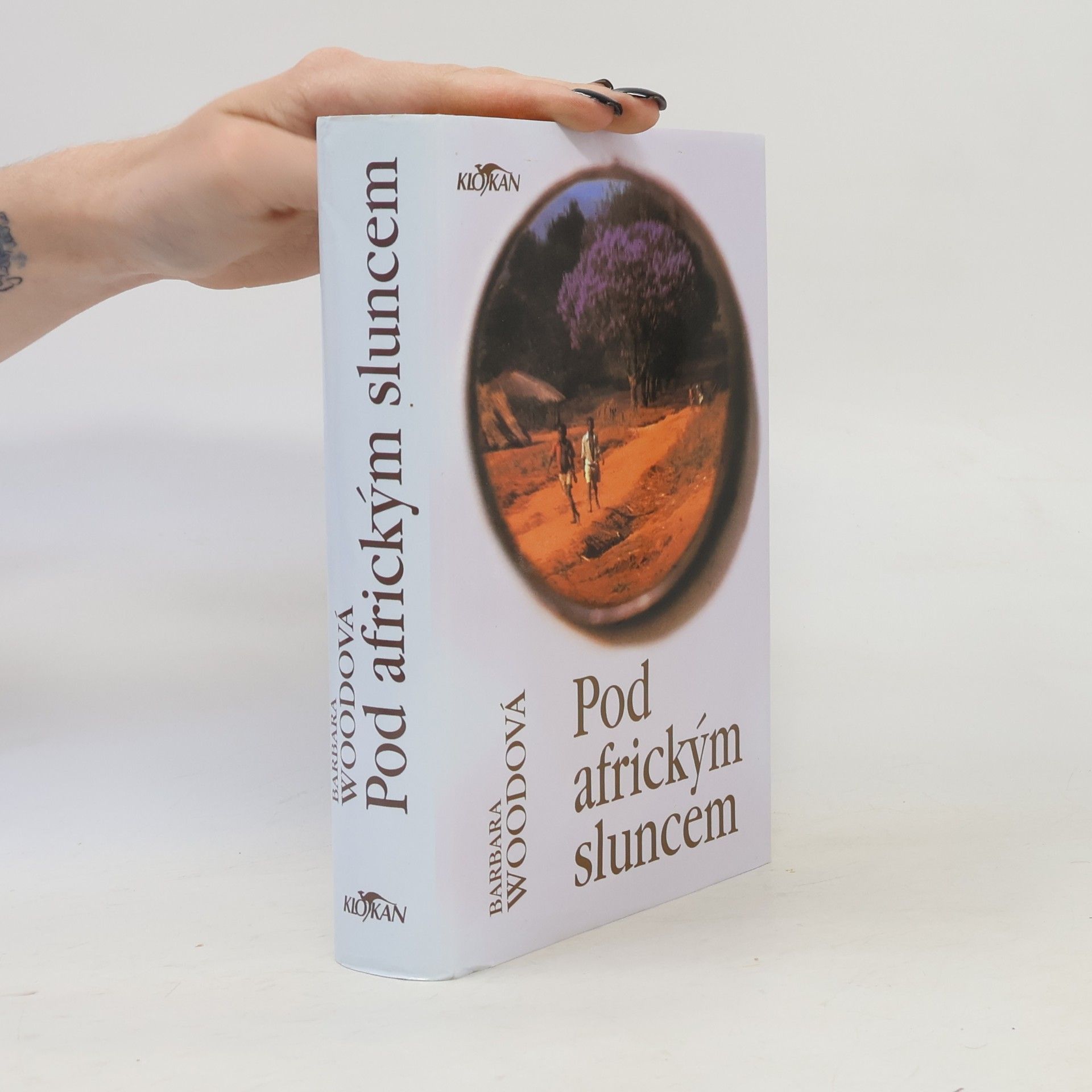 Barbara Wood Pod africkým sluncem