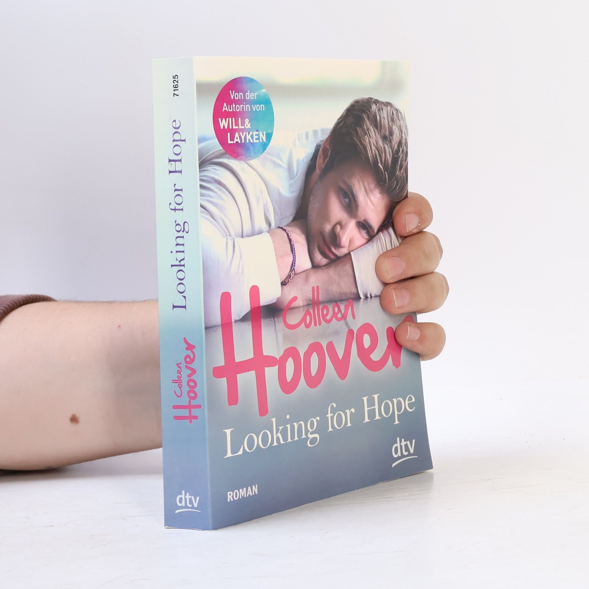 Colleen Hoover Looking for hope