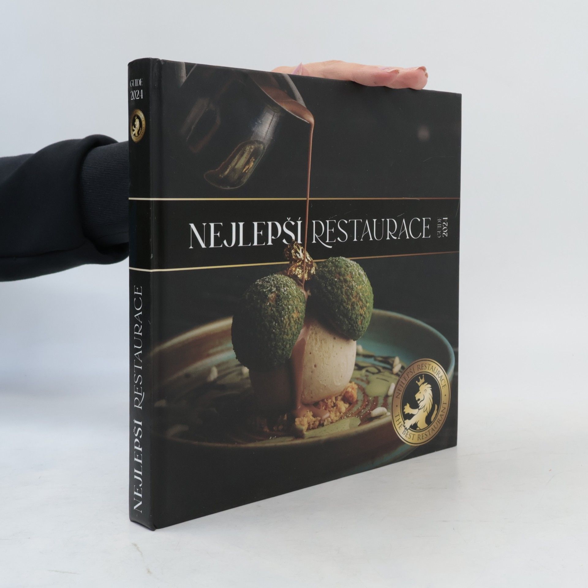 Autores varios Nejlepší restaurace Guide 2024