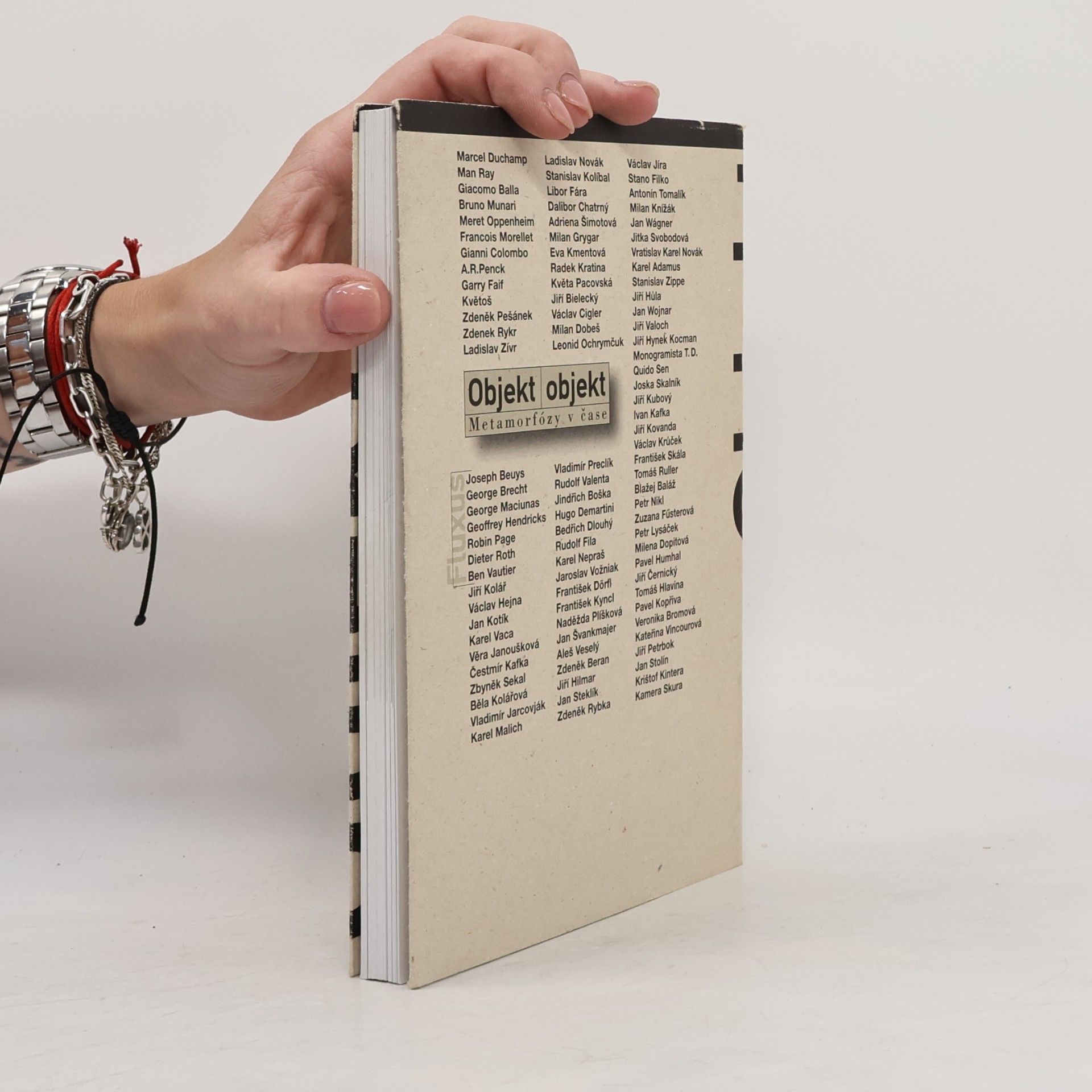 Olaf Hanel Objekt, objekt : metamorfózy v čase = Object, object : metamorphoses in time : [České muzeum výtvarných umění v Praze, Dům u Černé Matky Boží, Celetná 34, Praha 1, 30.5.-26.8.2001