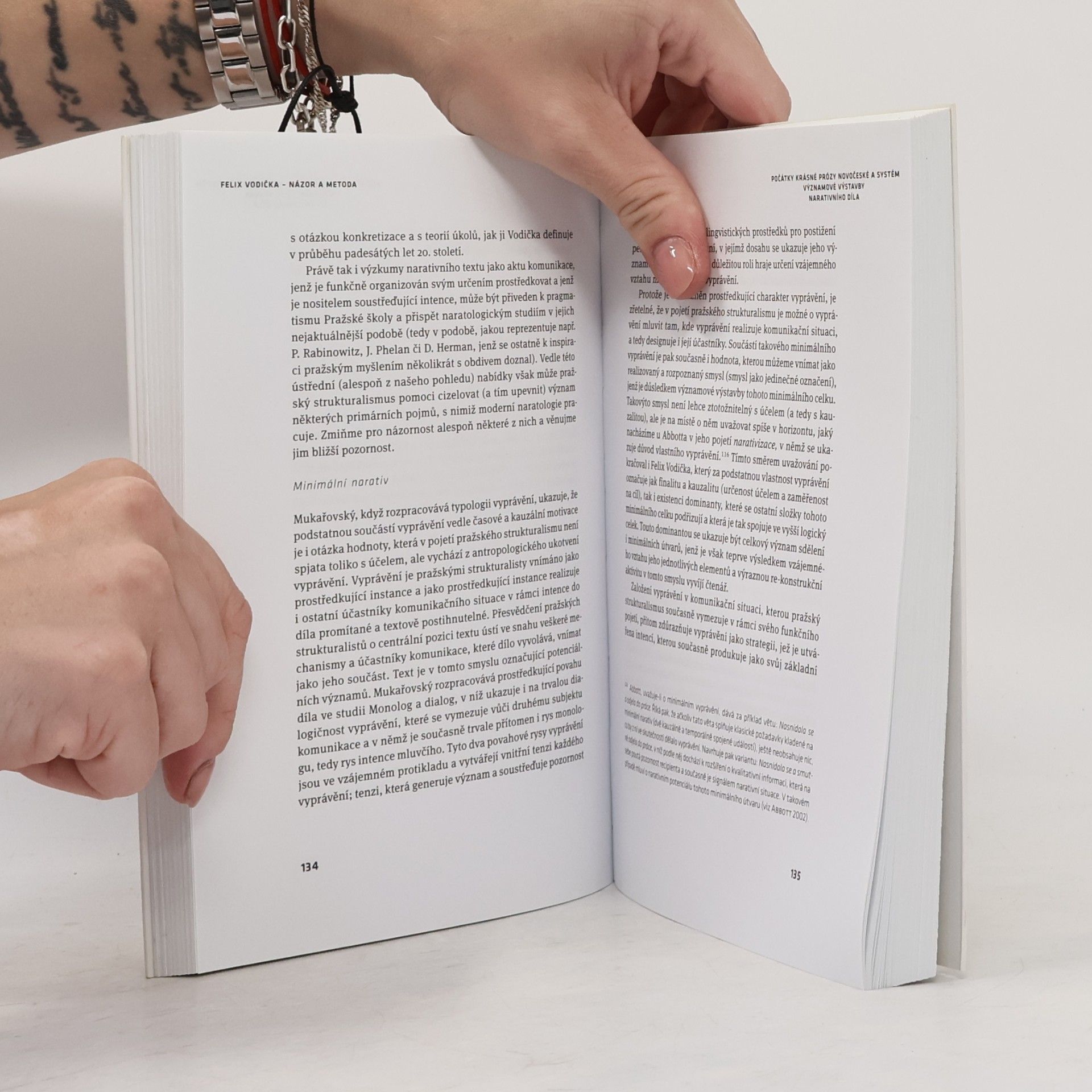 Tomáš Kubíček Felix Vodička – názor a metoda. K dějinám českého strukturalismu