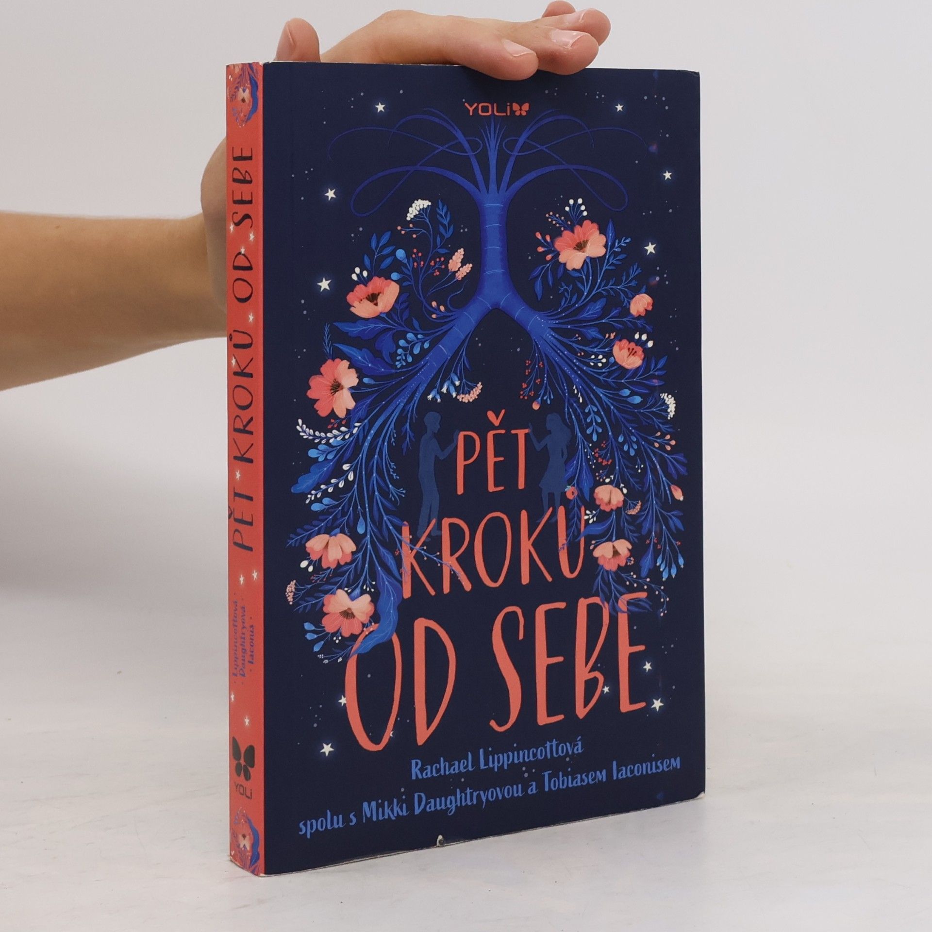 Rachael Lippincott Pět kroků od sebe