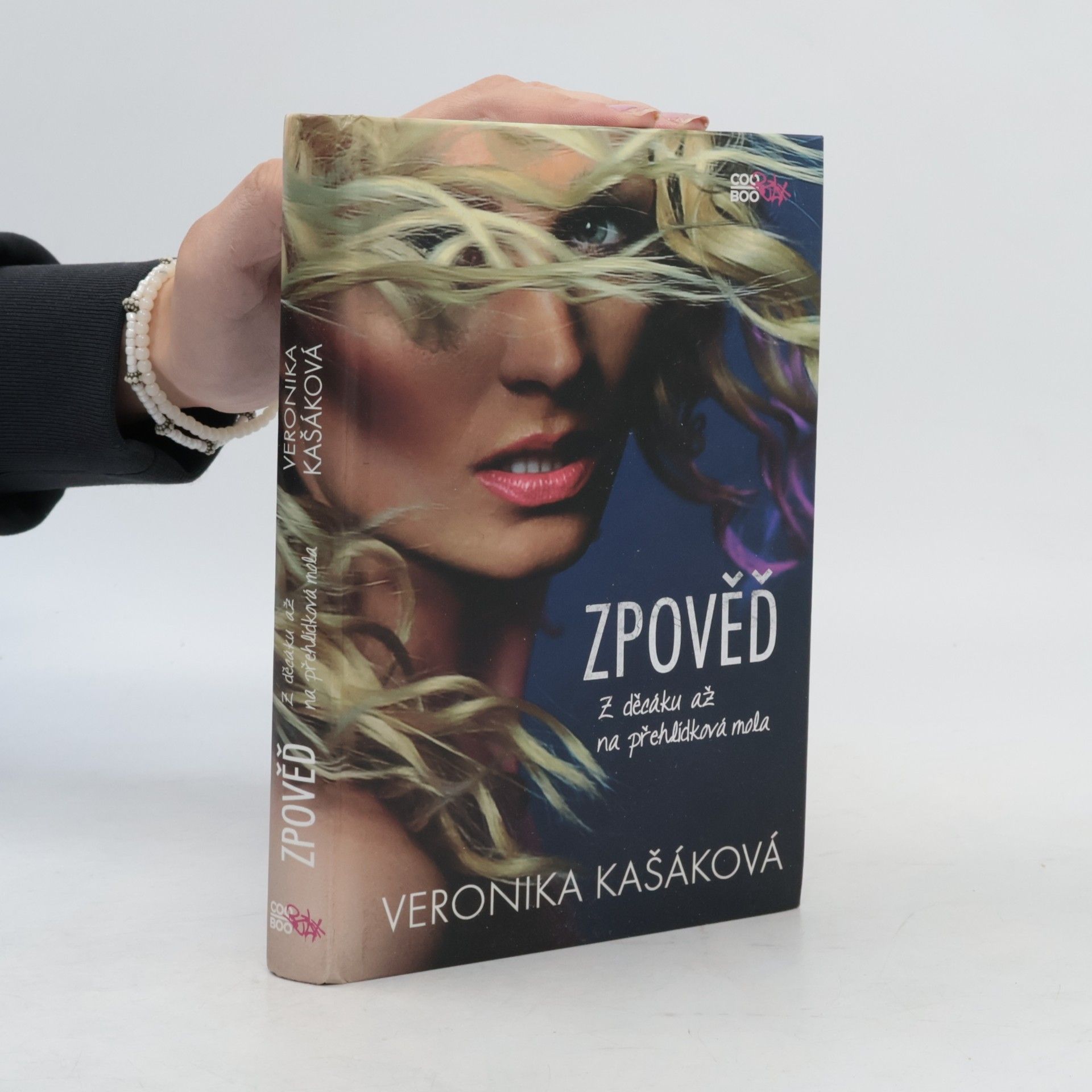 Veronika Kašáková Zpověď. Z děcáku až na přehlídková mola
