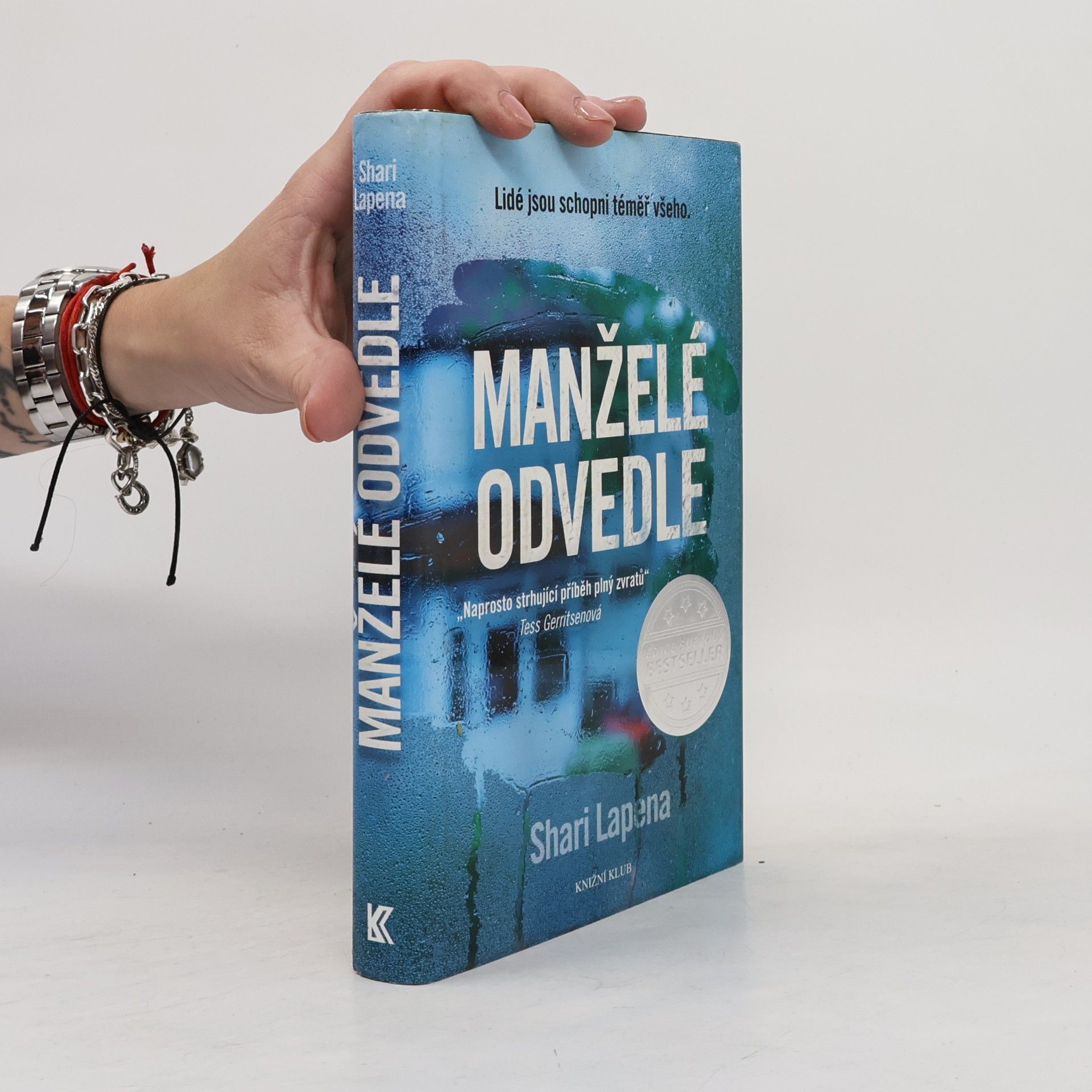 Shari Lapena Manželé odvedle