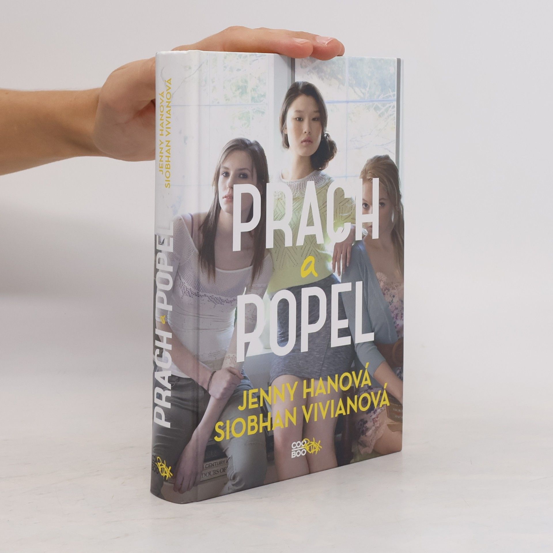Jenny Han Prach a popel