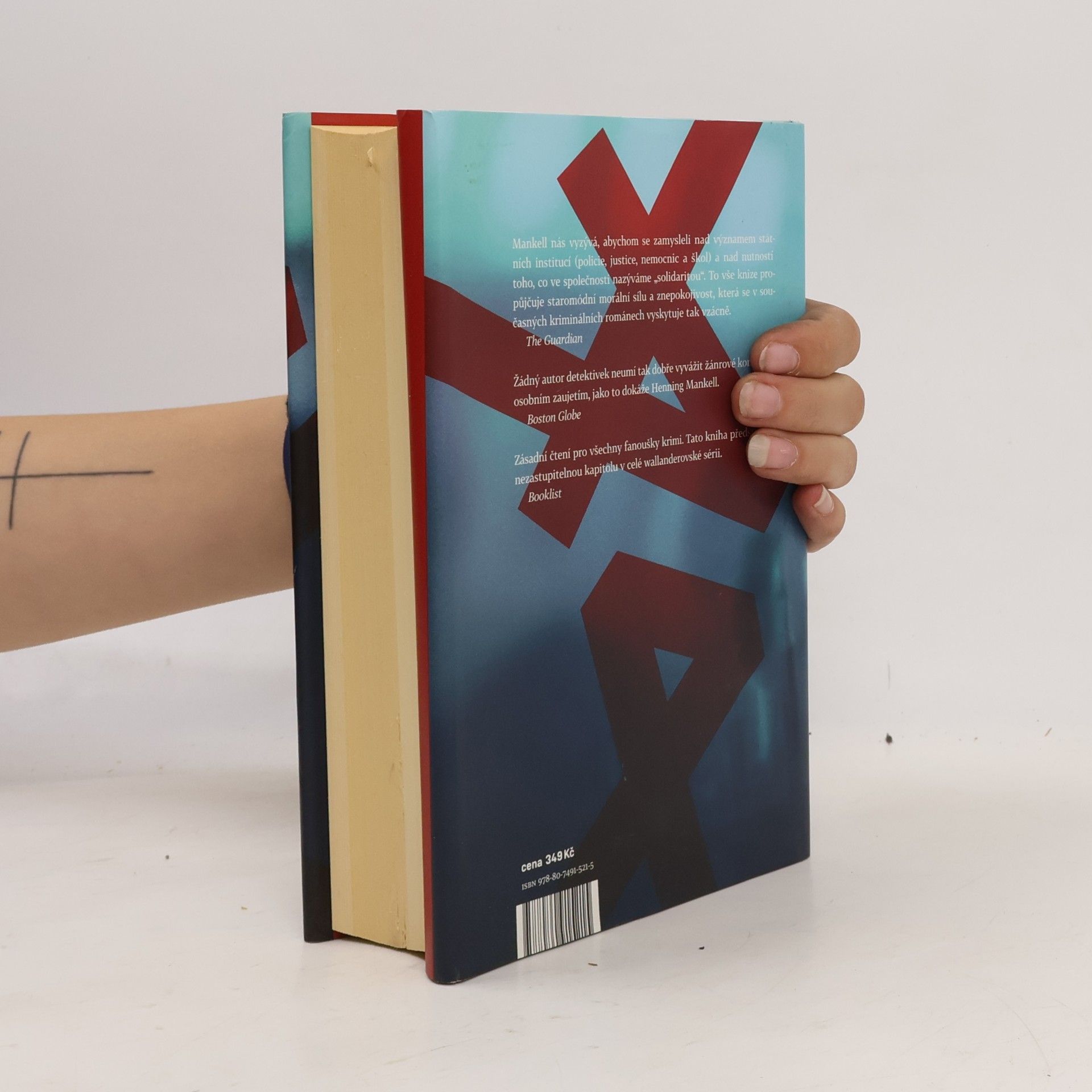 Henning Mankell Pyramida