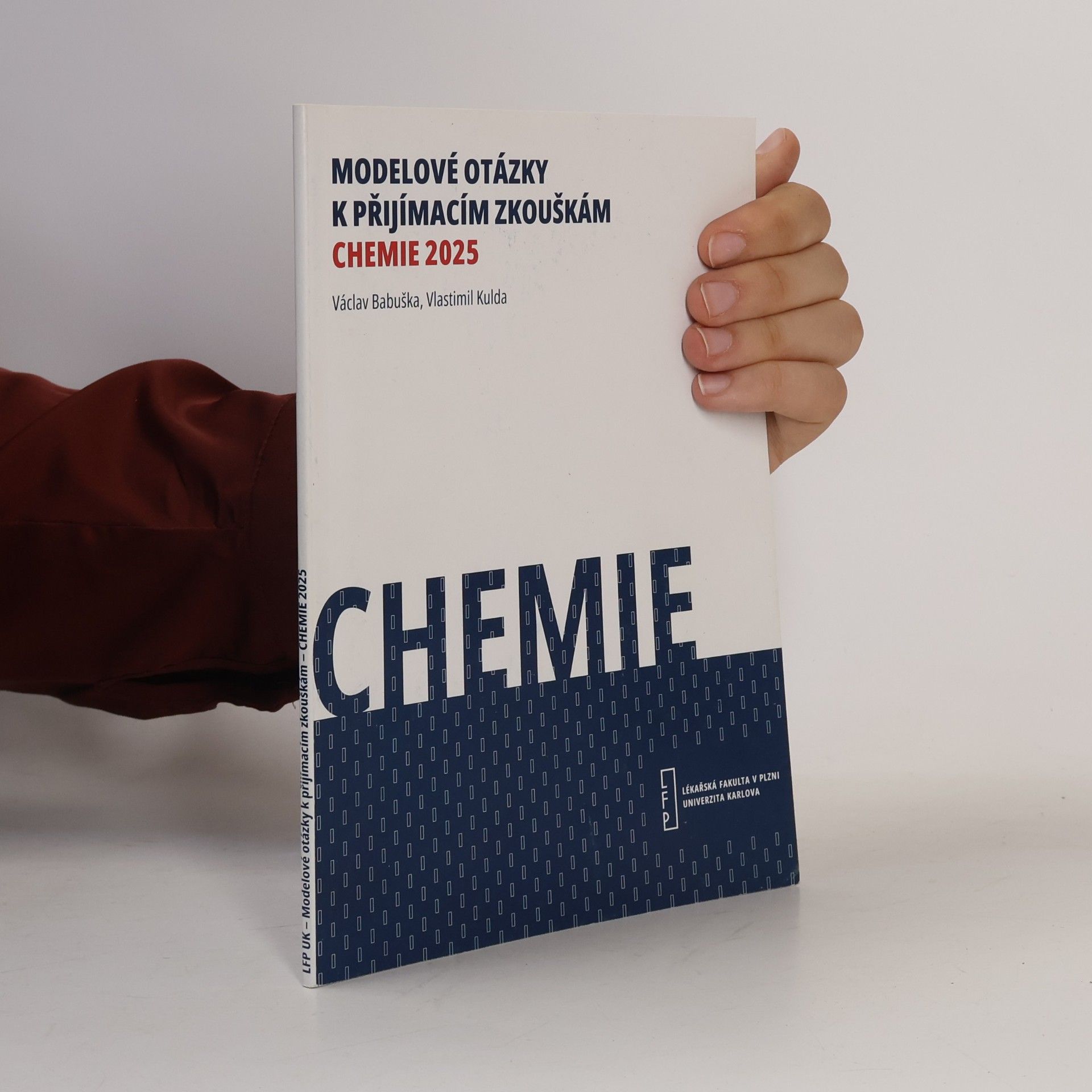 Václav Babuška Modelové otázky k přijímacím zkouškám : chemie 2025