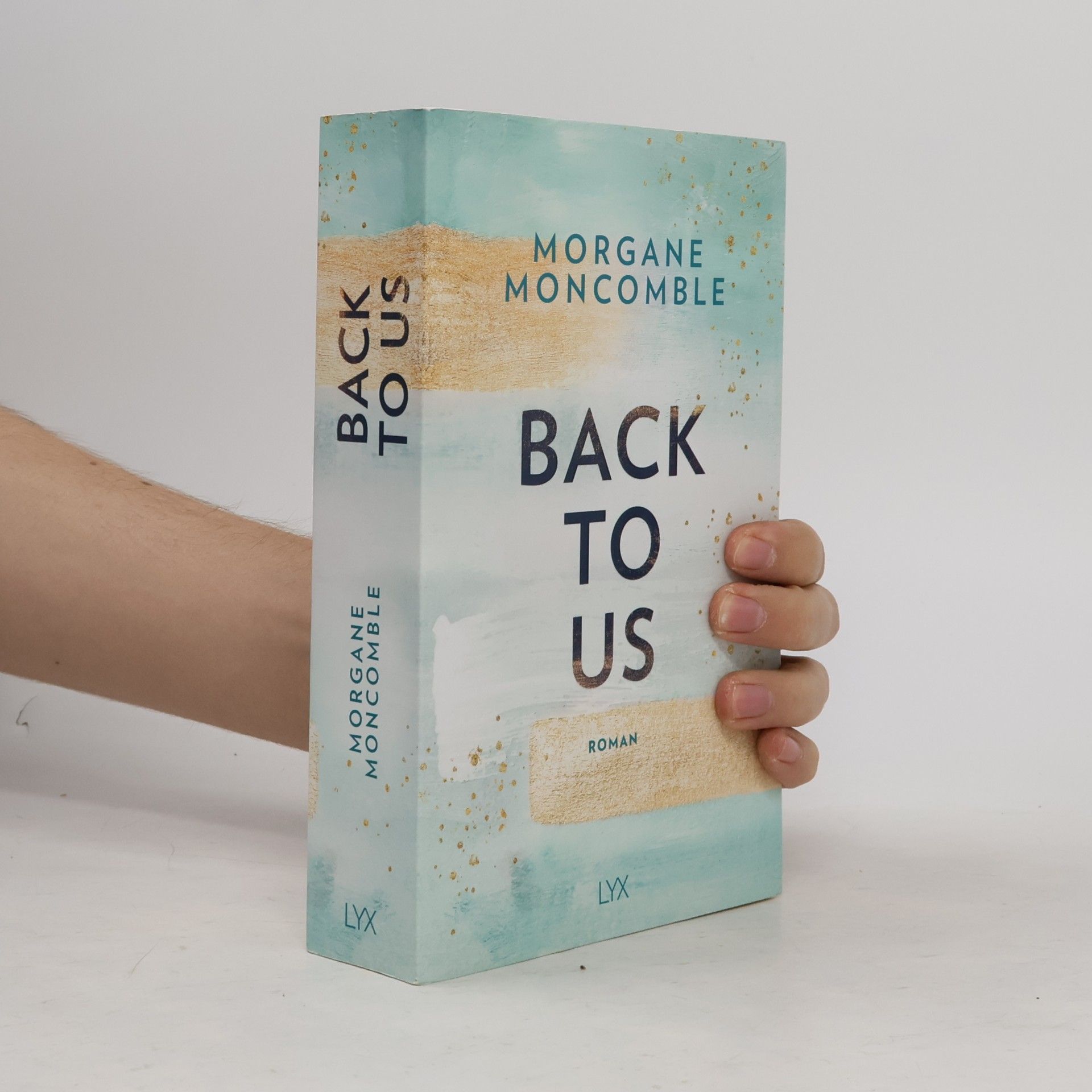 Morgane Moncomble Back to us