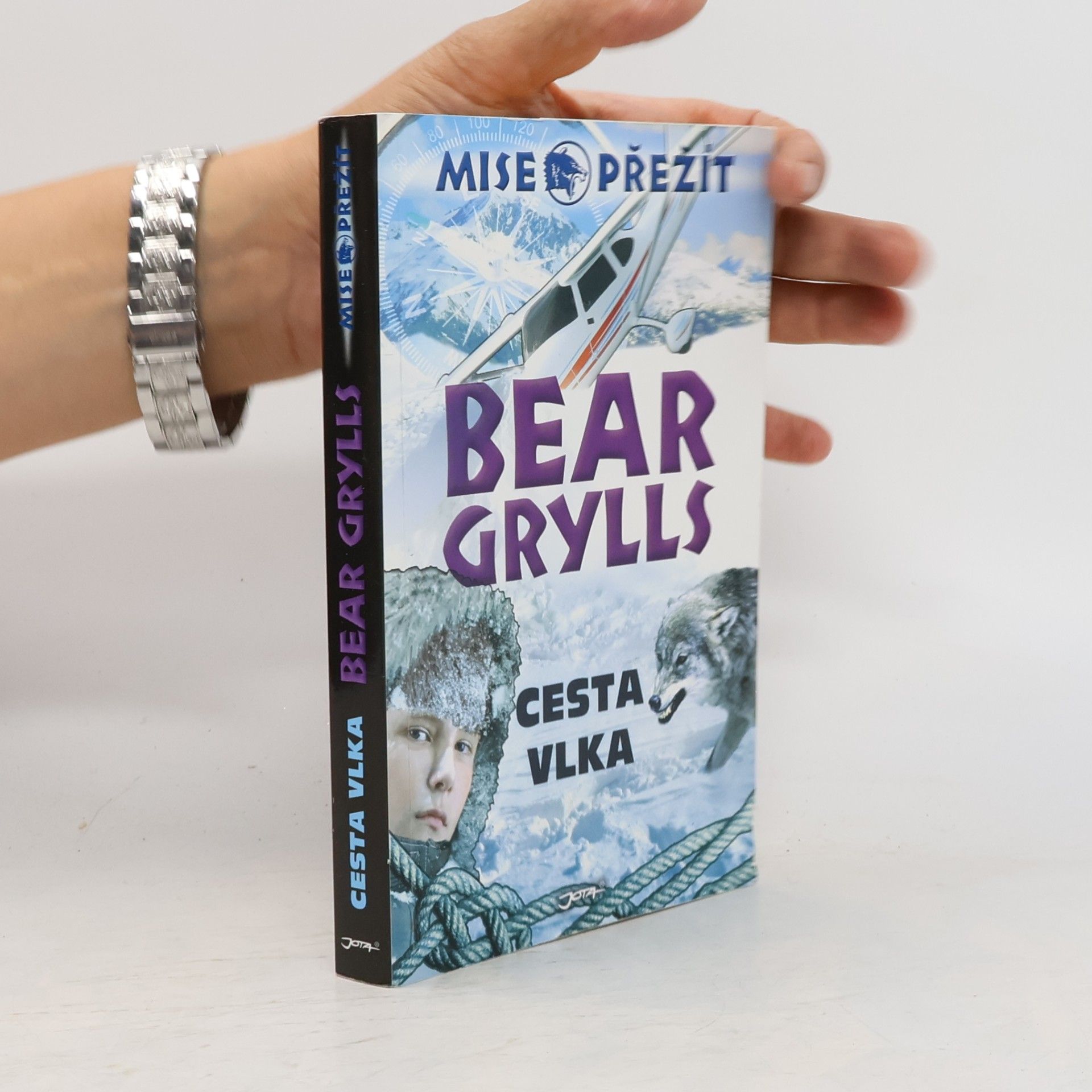 Bear Grylls Cesta vlka