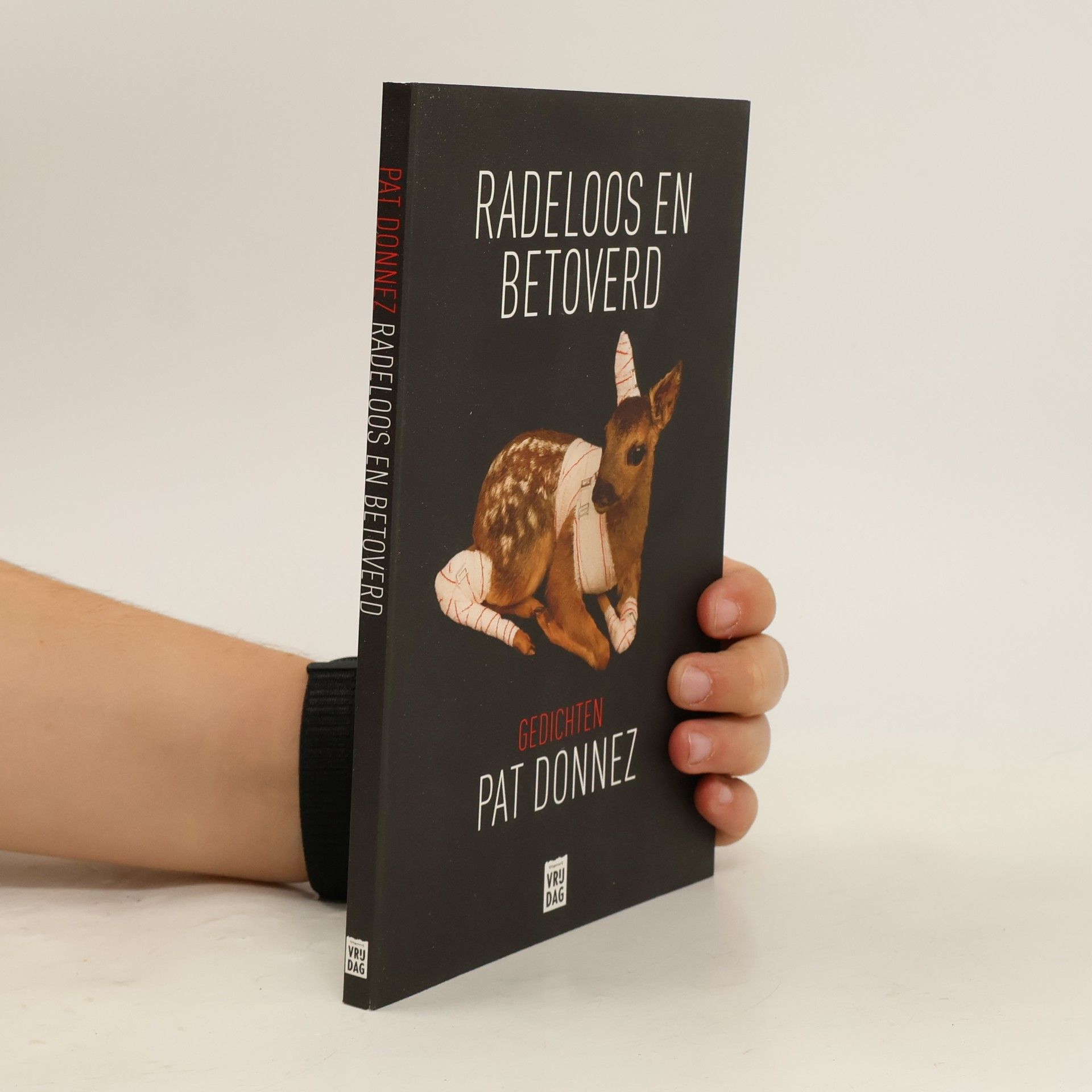 Pat Donnez Radeloos en betoverd