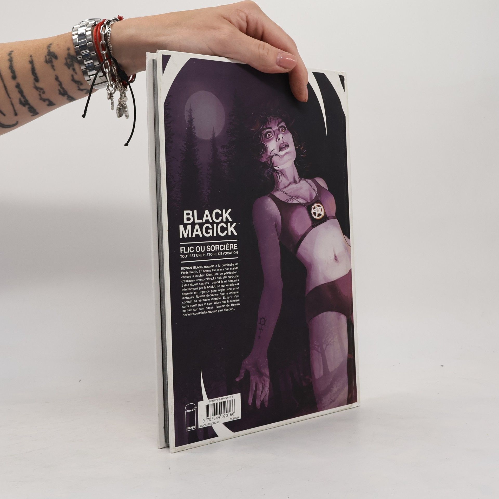 Greg Rucka Black Magick, Tome 1