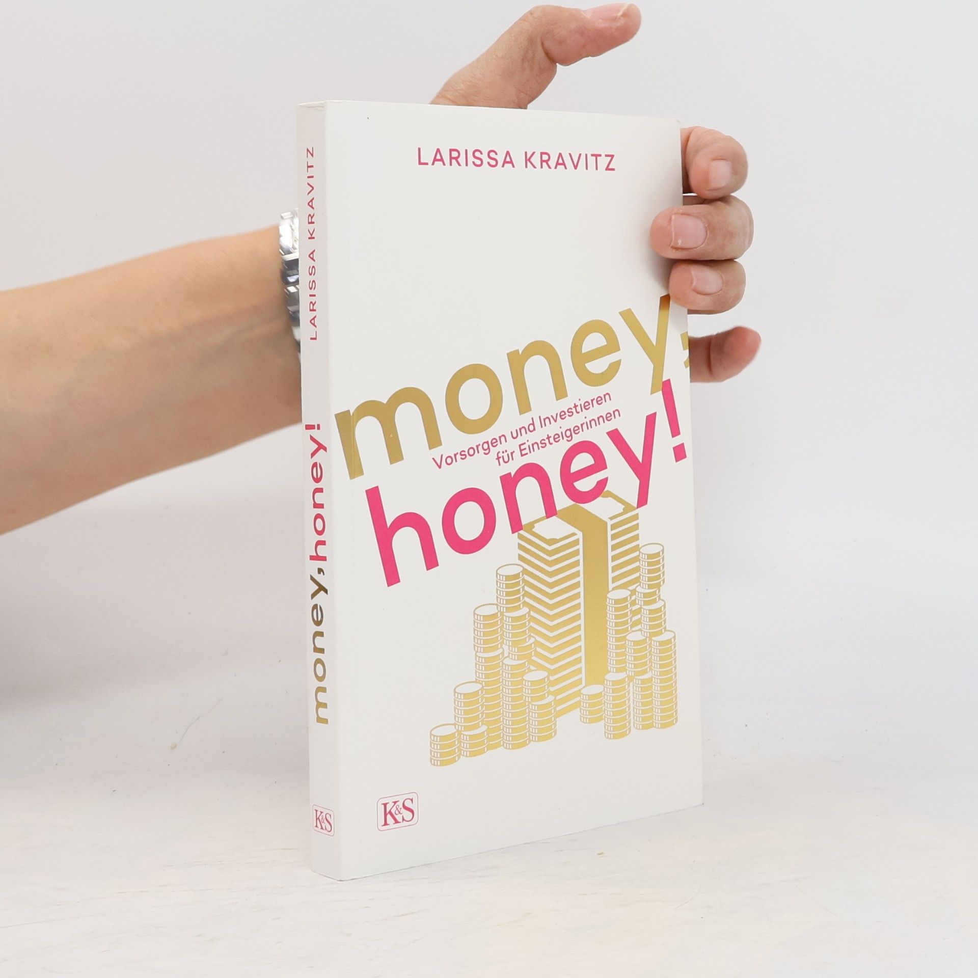 Larissa Kravitz Money, honey!