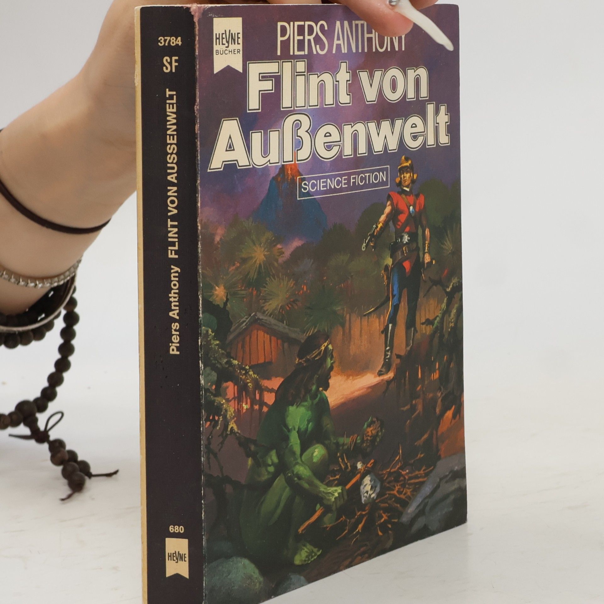 Piers Anthony Flint von Außenwelt