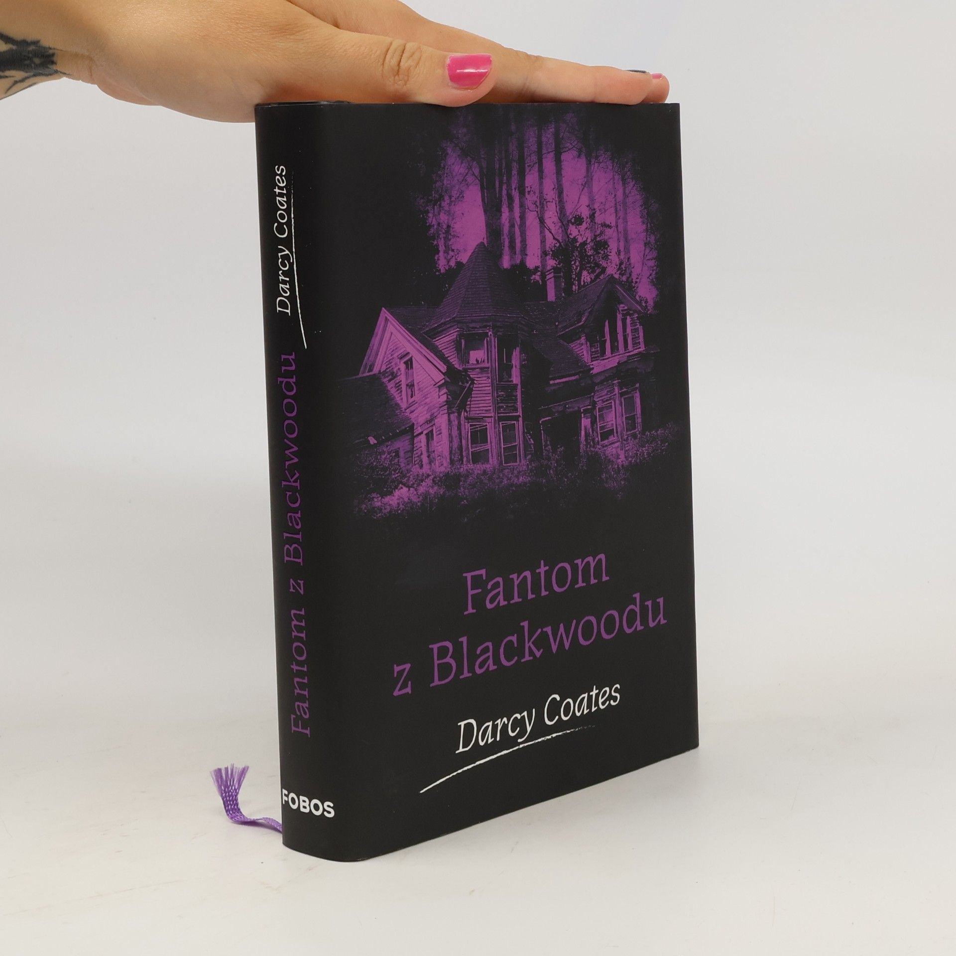 Darcy Coates Fantom z Blackwoodu
