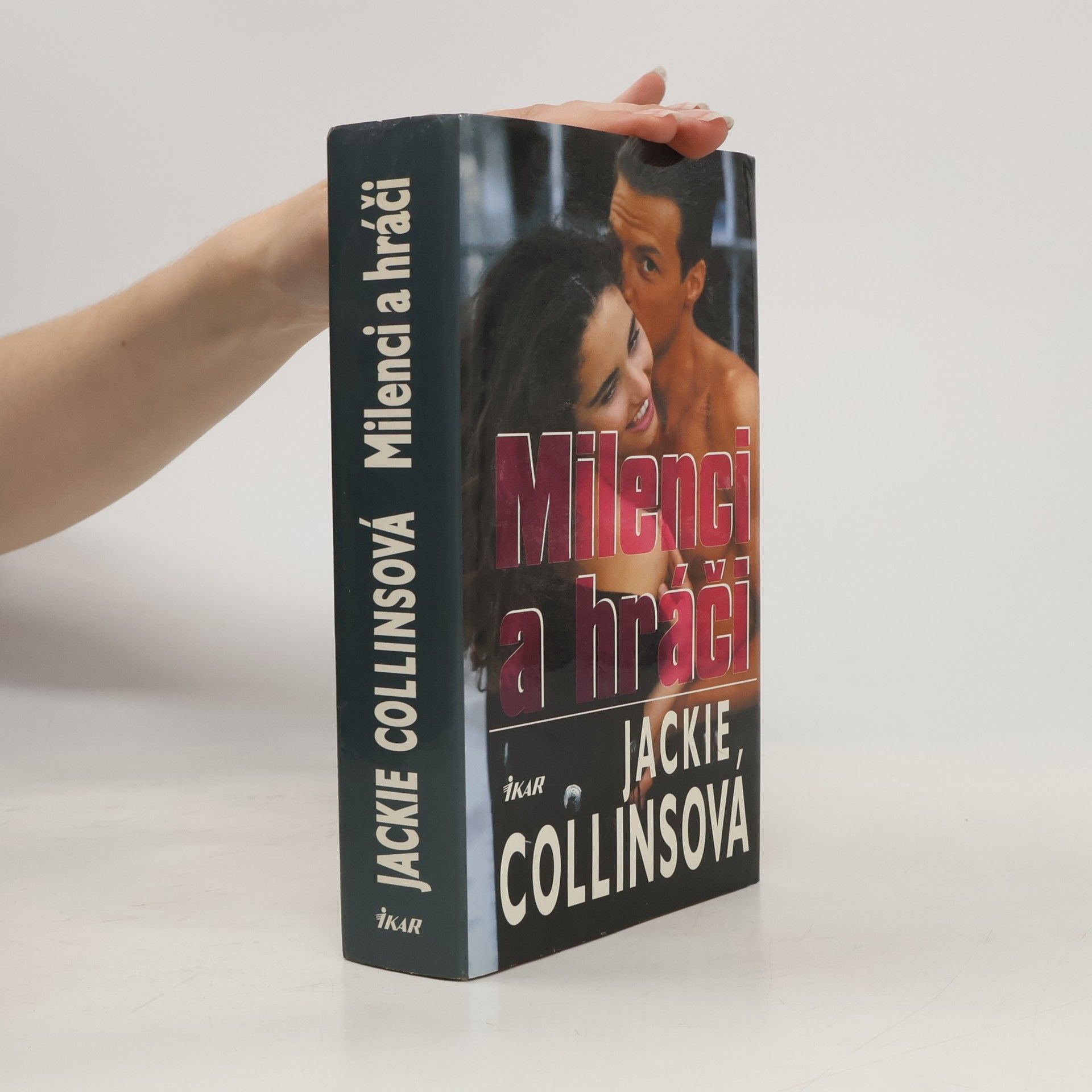 Jackie Collins Milenci a hráči