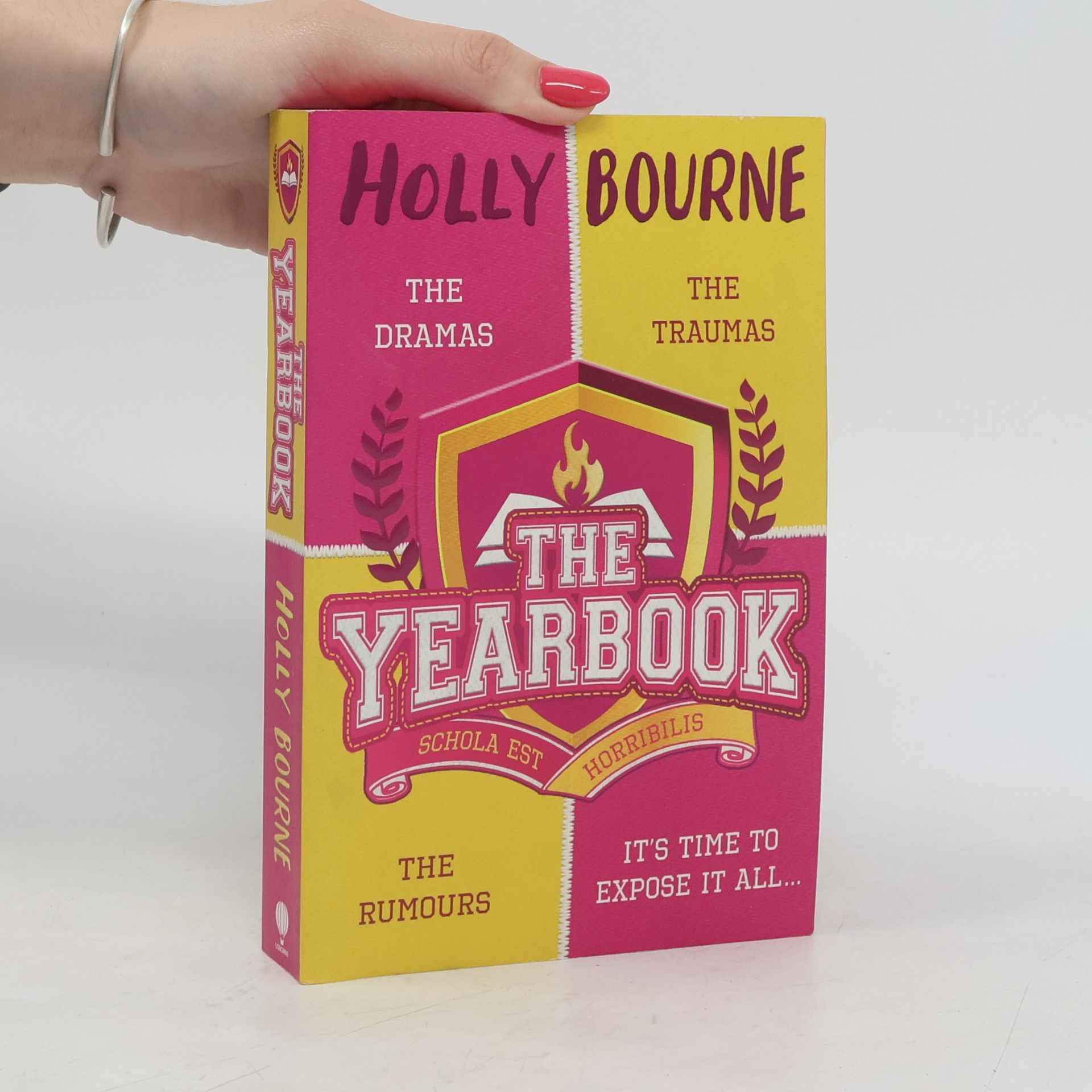 Holly Bourne The Yearbook
