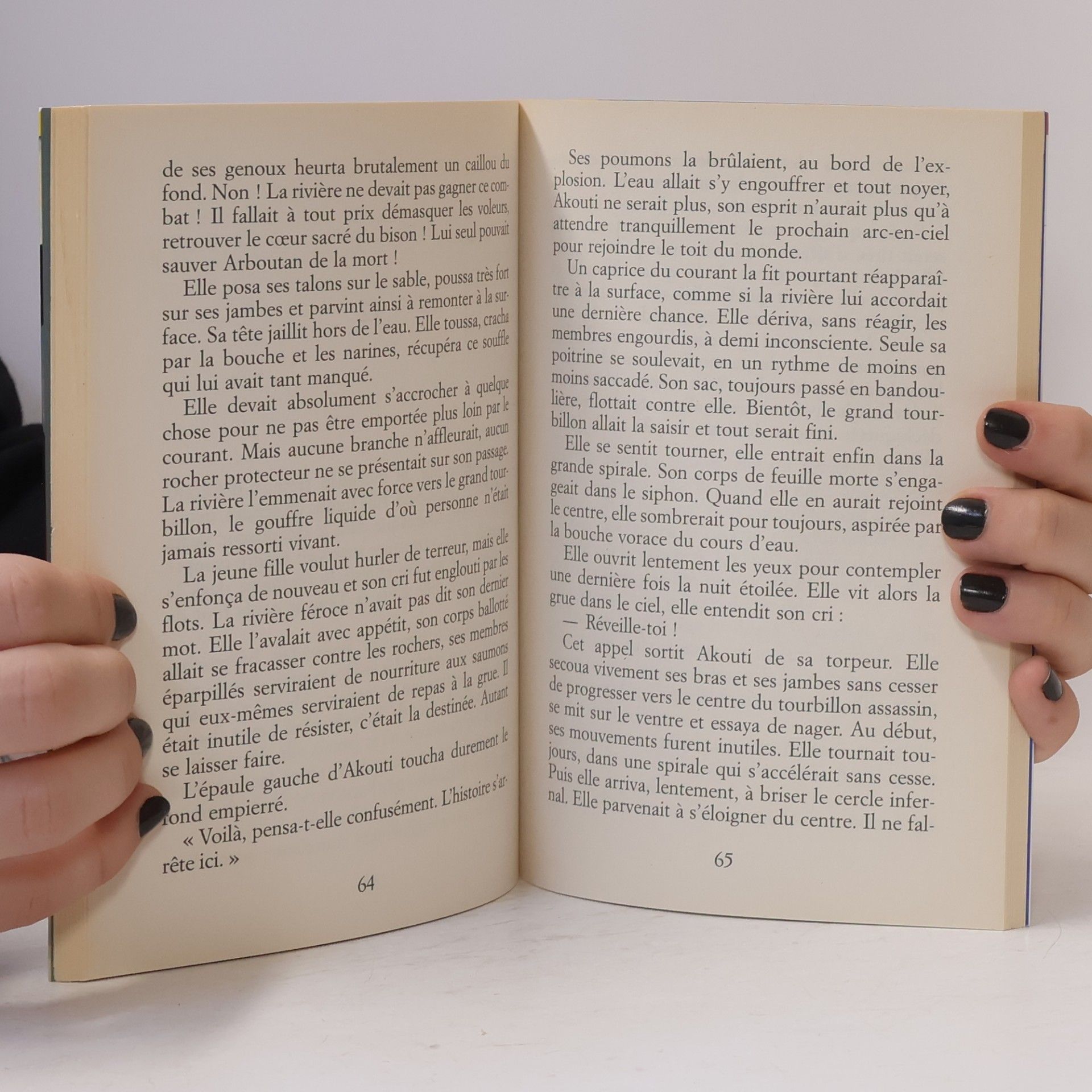 Alain Korkos Le Livre de Poche Jeunesse - 1261: Akouti les-Yeux-clairs