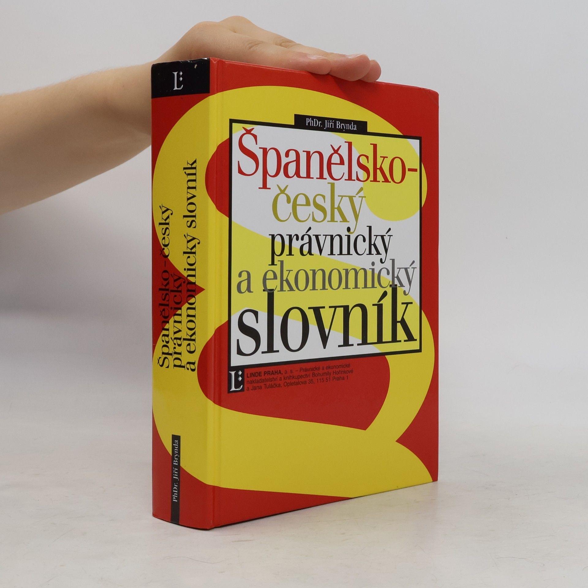 Jiří Brynda Španělsko-český právnický a ekonomický slovník