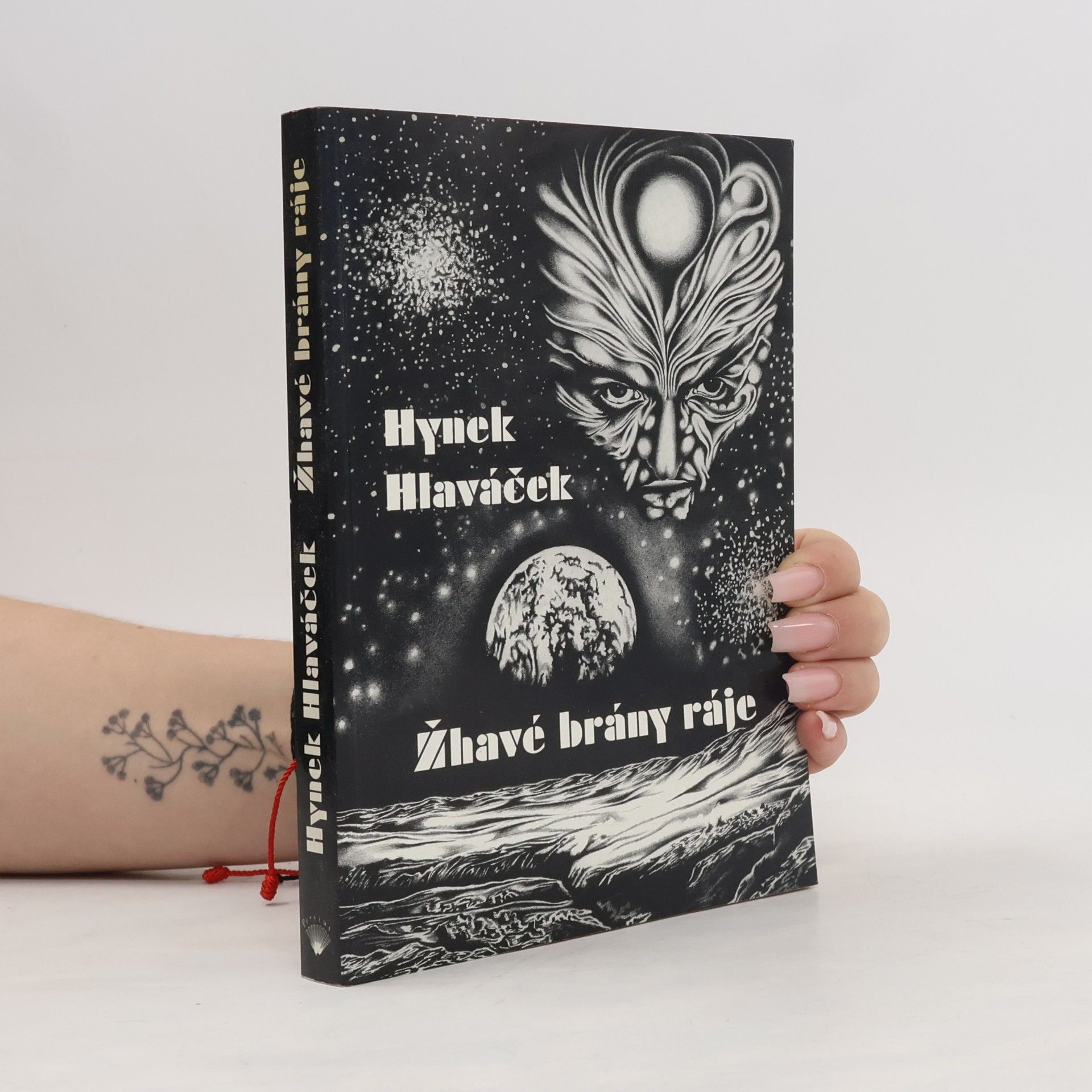 Hynek Hlaváček Žhavé brány ráje