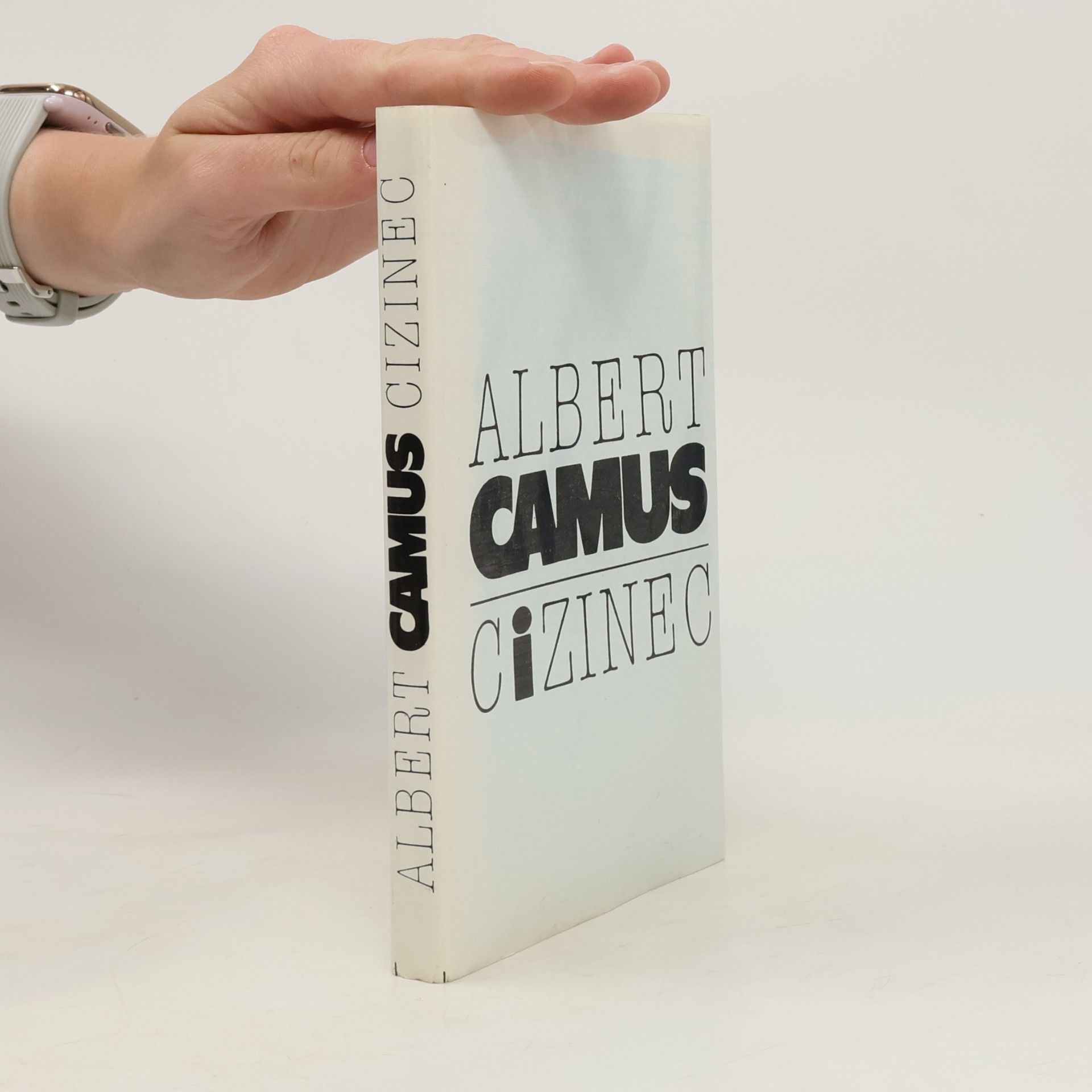 Albert Camus Cizinec