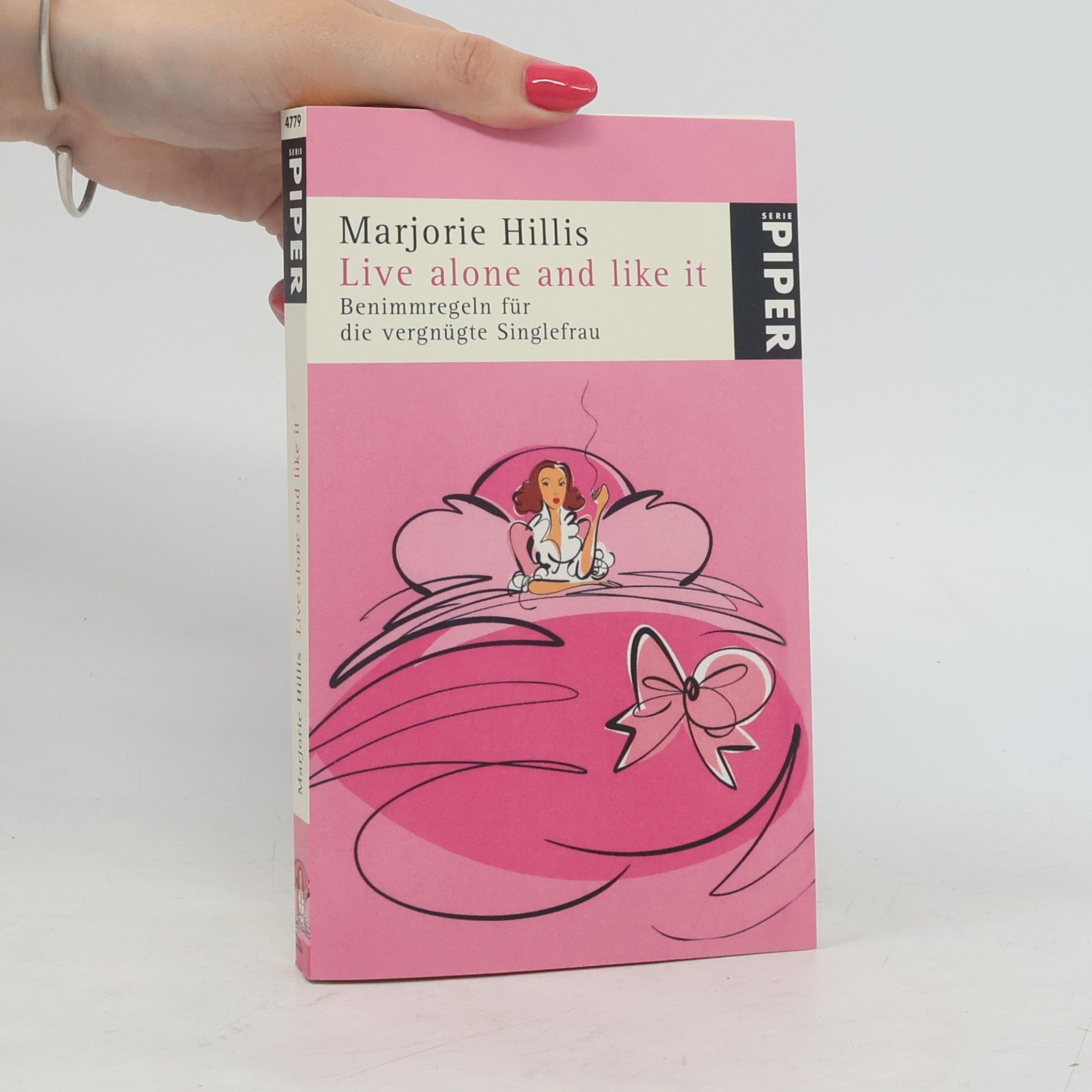 Marjorie Hillis Live alone and like it