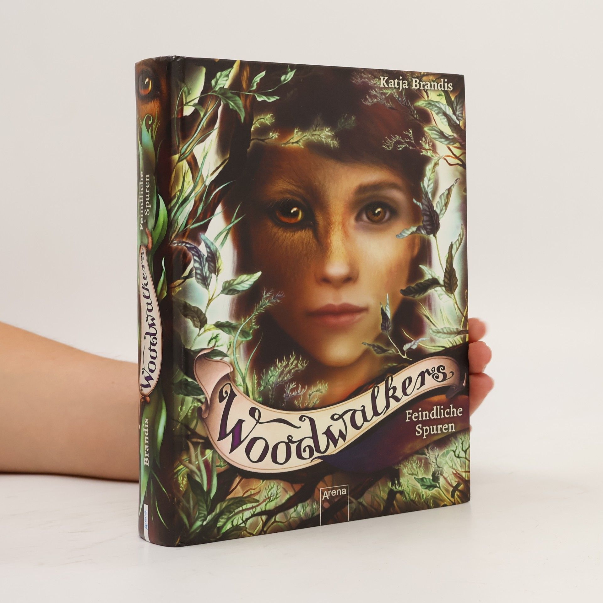 Katja Brandis Woodwalkers - feindliche Spuren