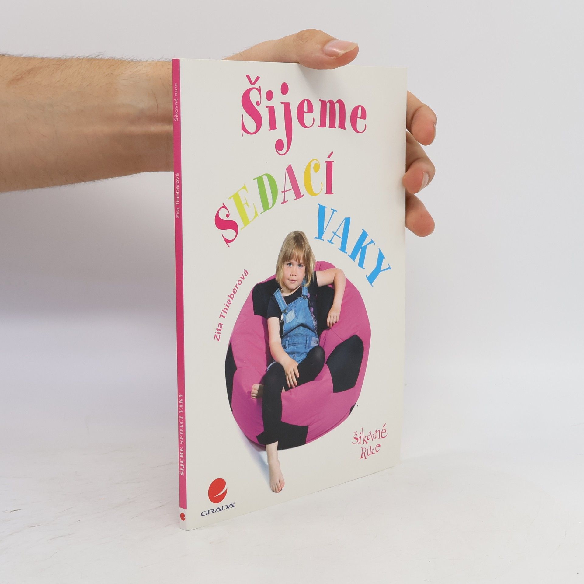 Zita Theiberová Šijeme sedací vaky