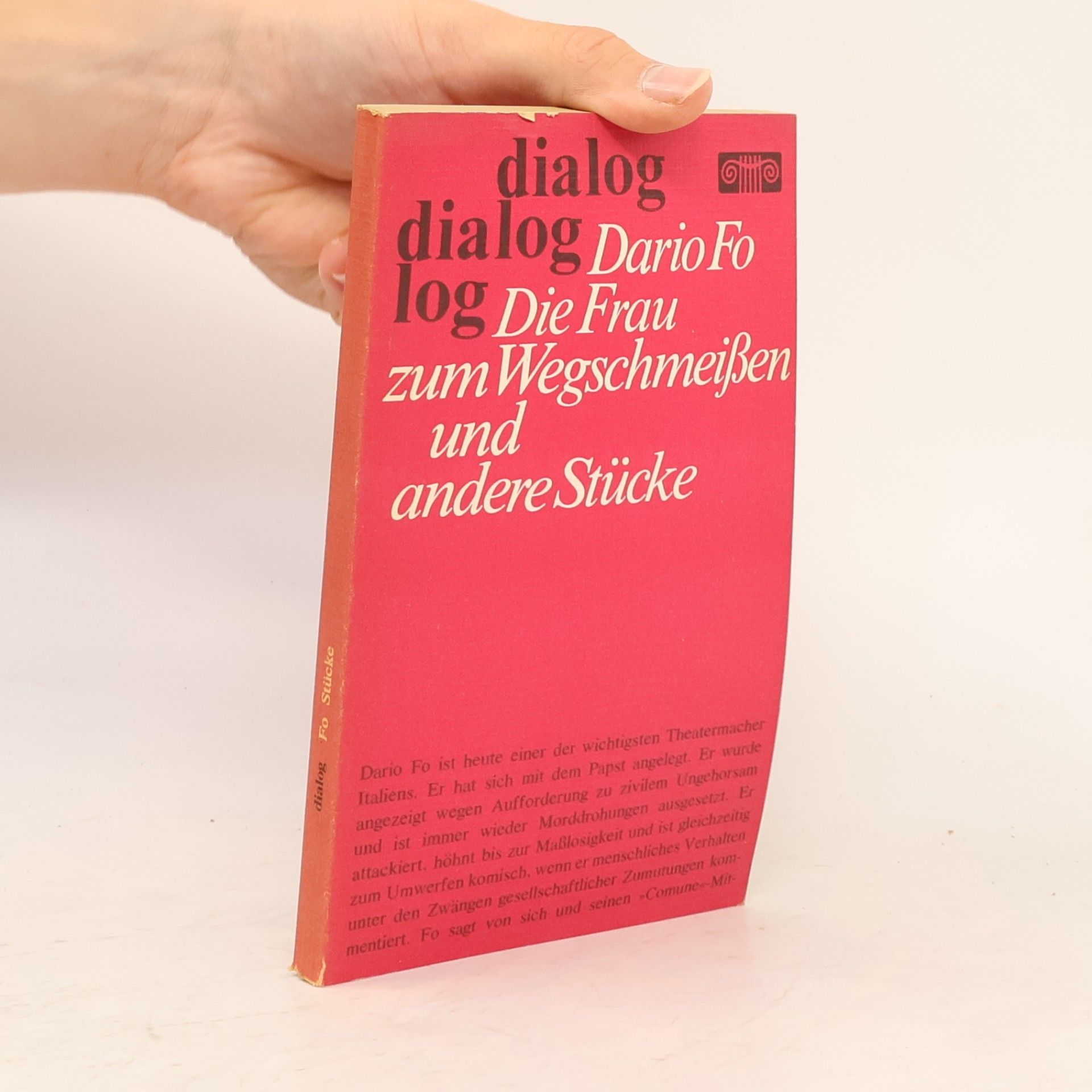 Dialog