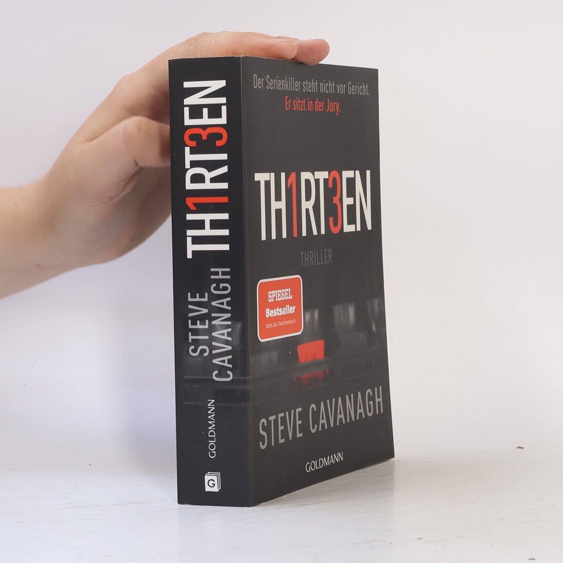Steve Cavanagh Thirteen