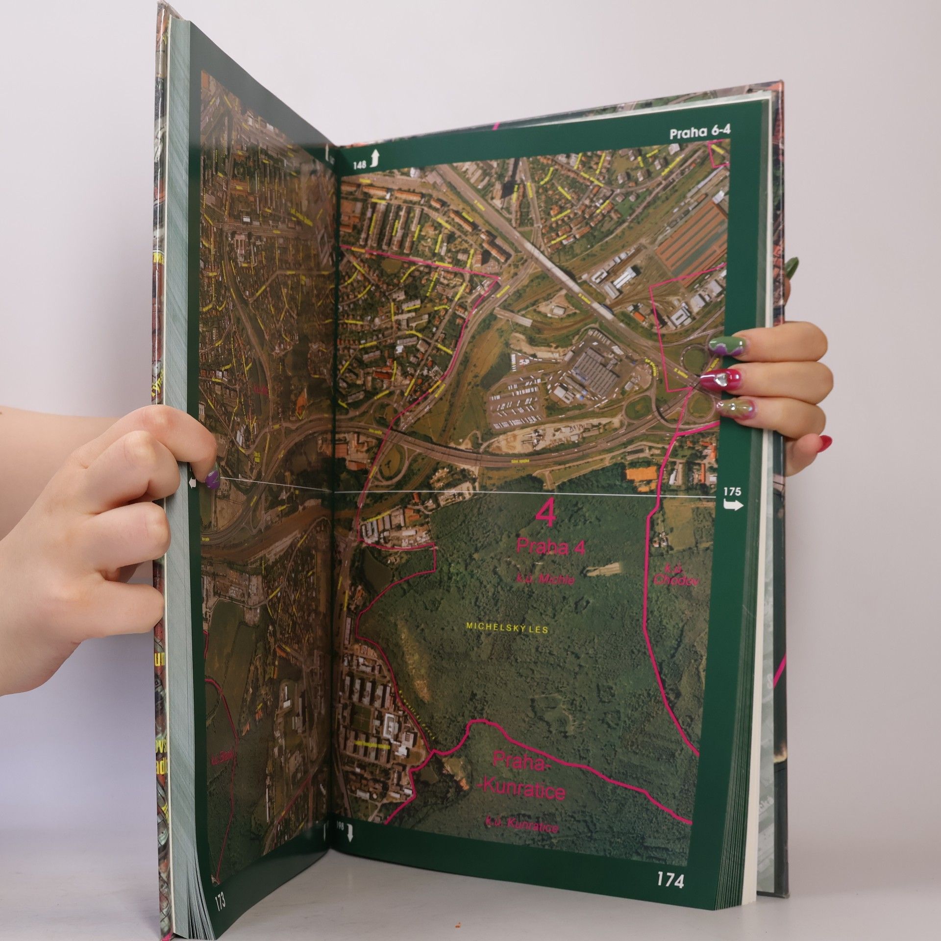 Jiří Čálek Praha. Atlas ortofotomap měřítko 1:6 000