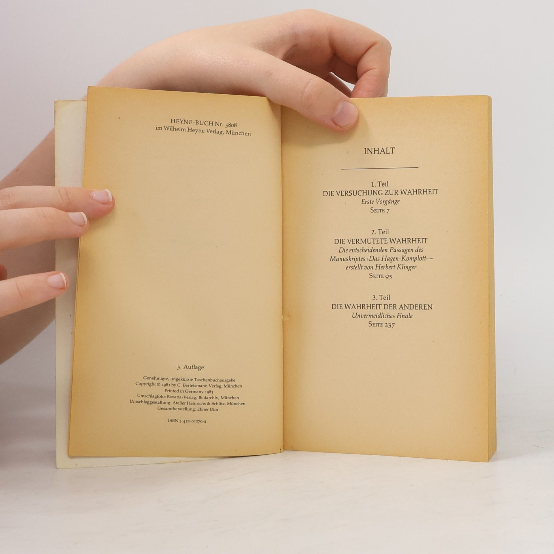 Hans Hellmut Kirst Eine Falle aus Papier. Roman