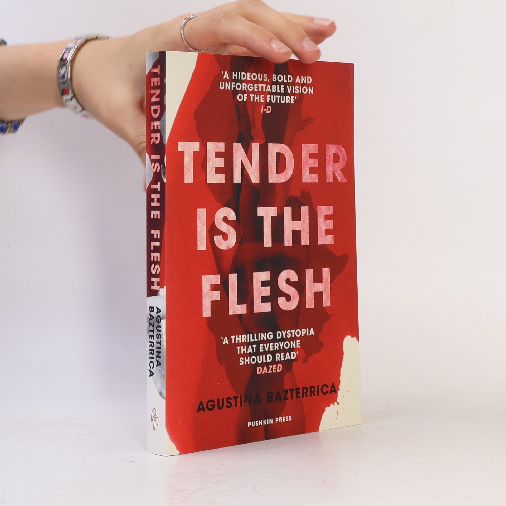 Agustina Bazterrica Tender is the flesh