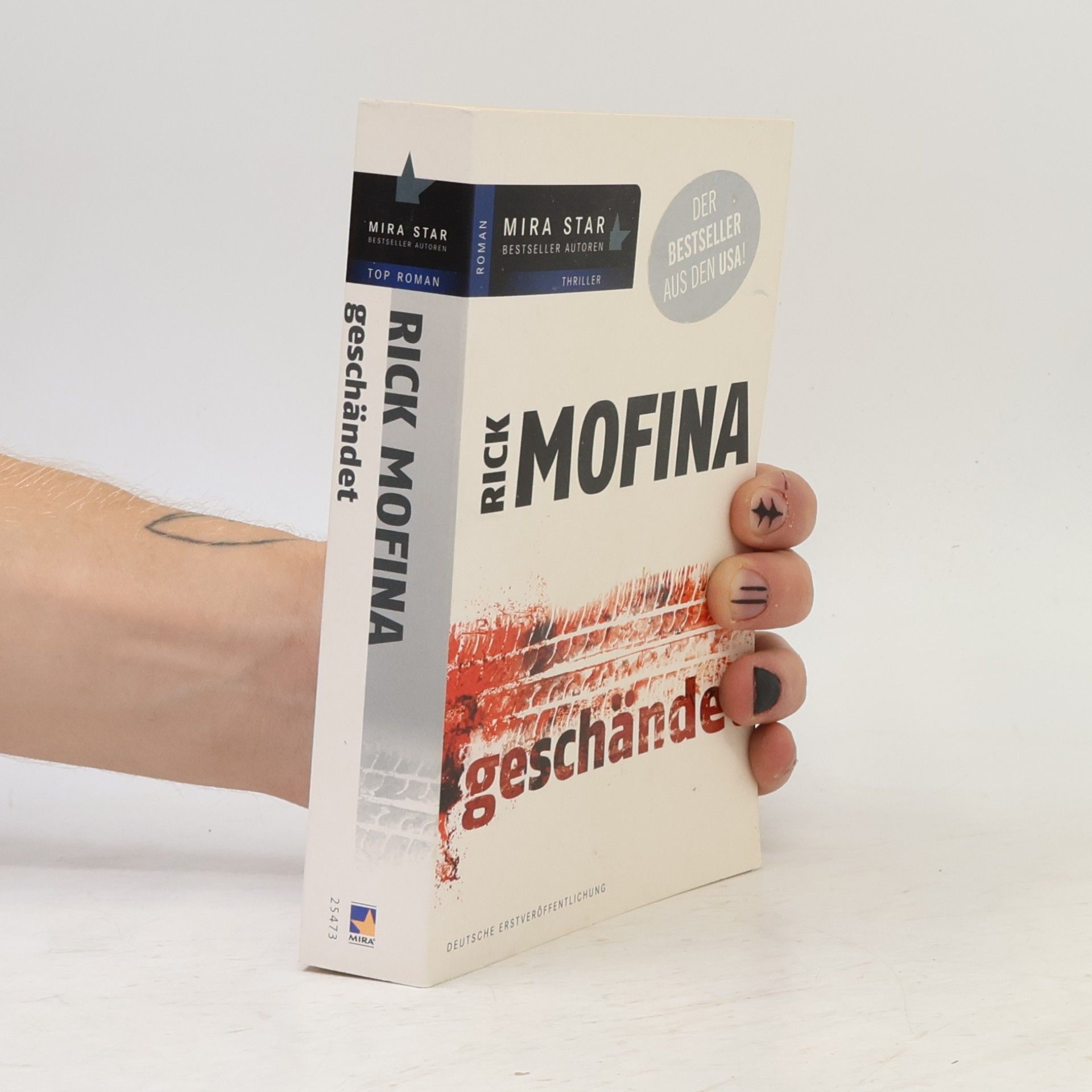 Rainer Nolden Geächtet. Deutsche Erstveröffentlichung