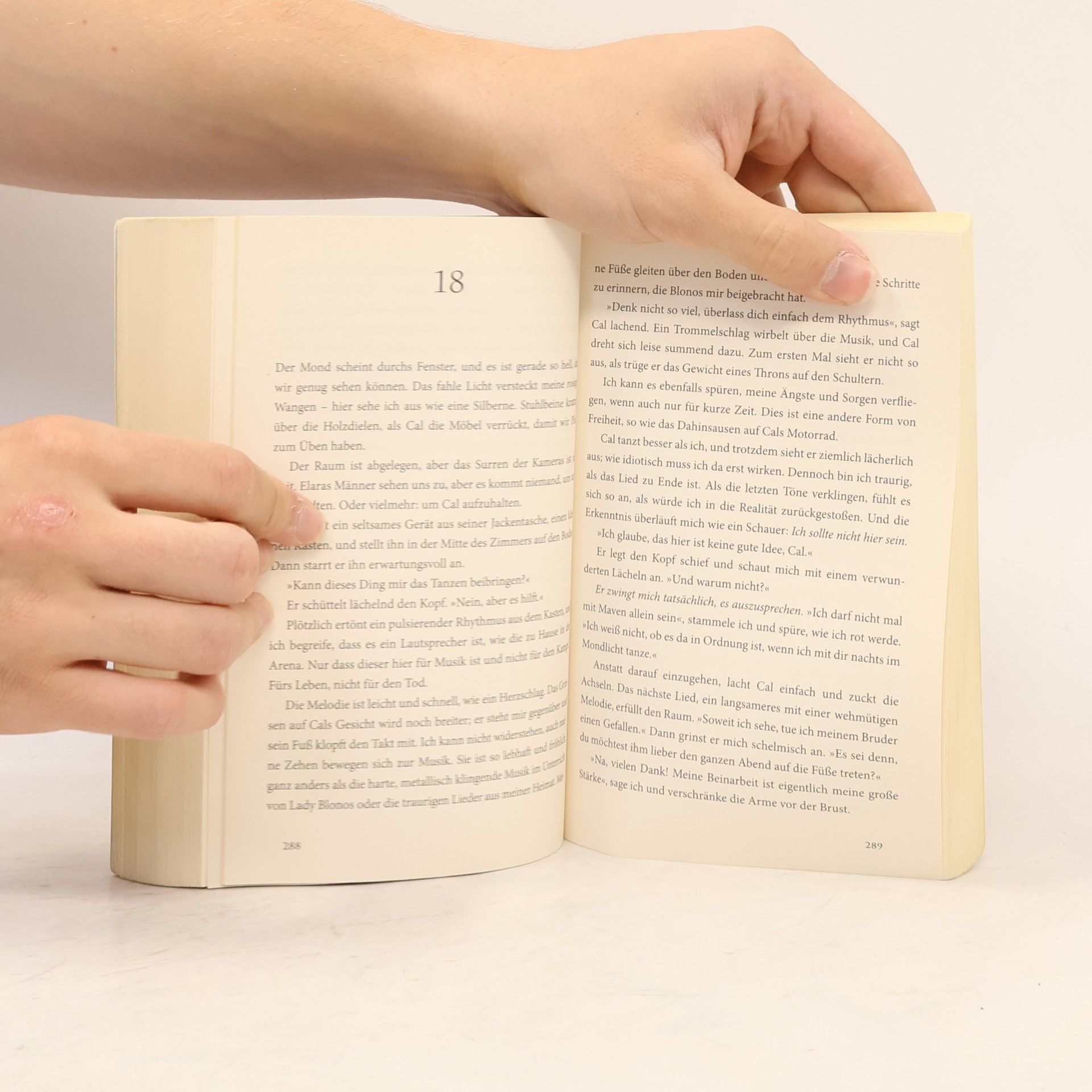 Victoria Aveyard Die Rote Königin