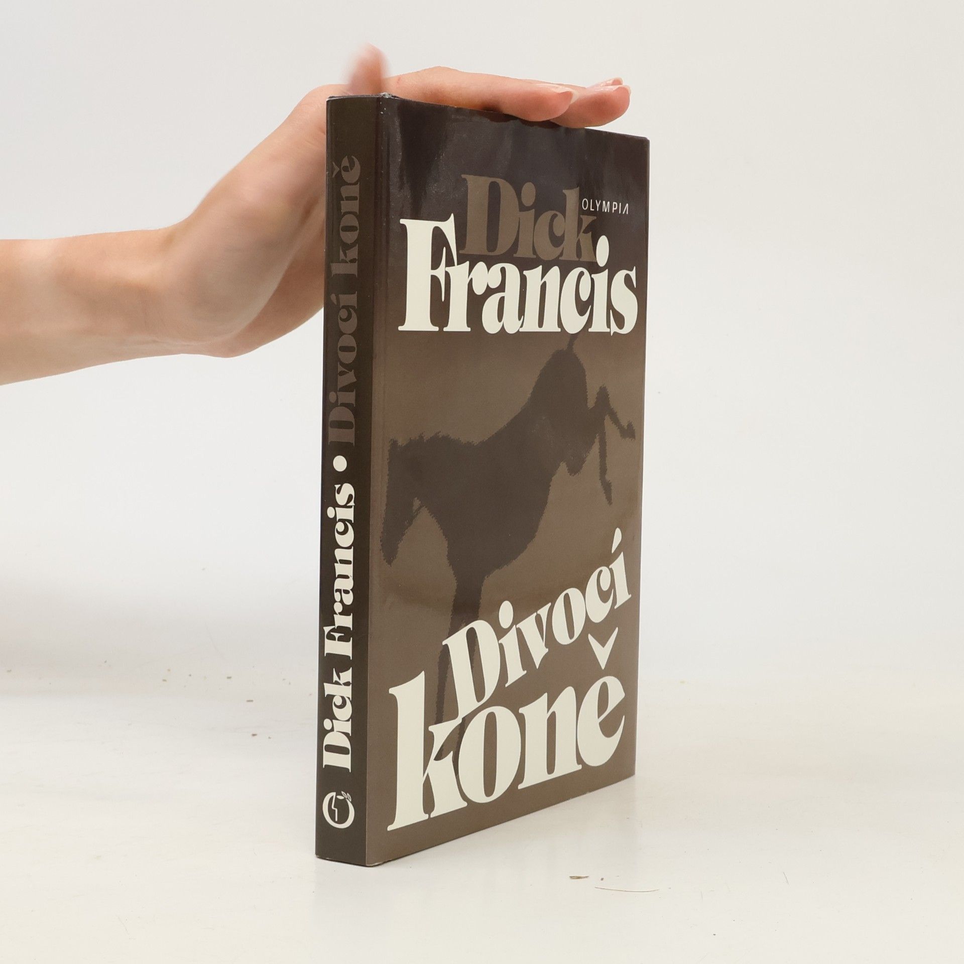 Dick Francis Divocí koně