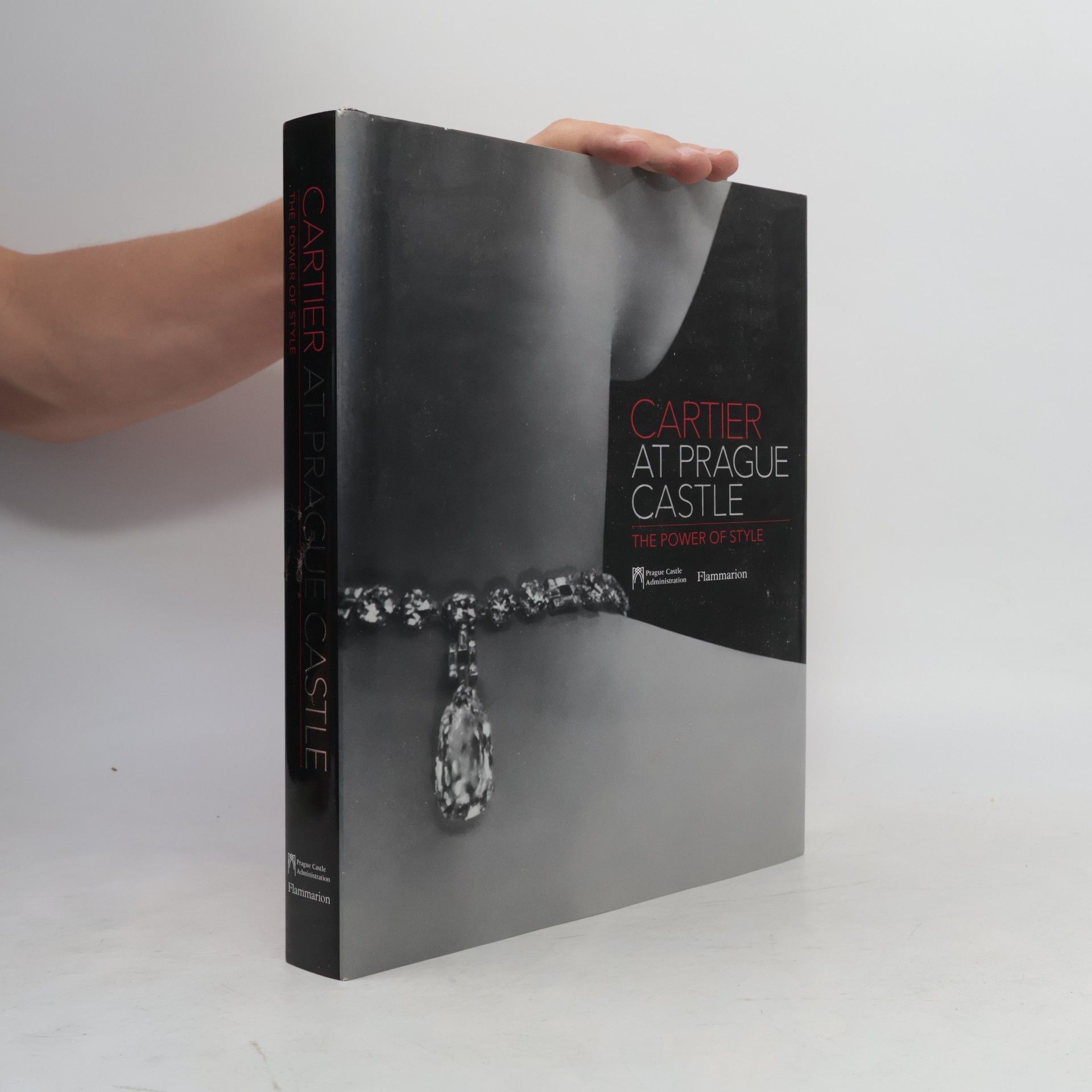 Suzanne Tise Isoré Cartier at Prague Castle : the power of style