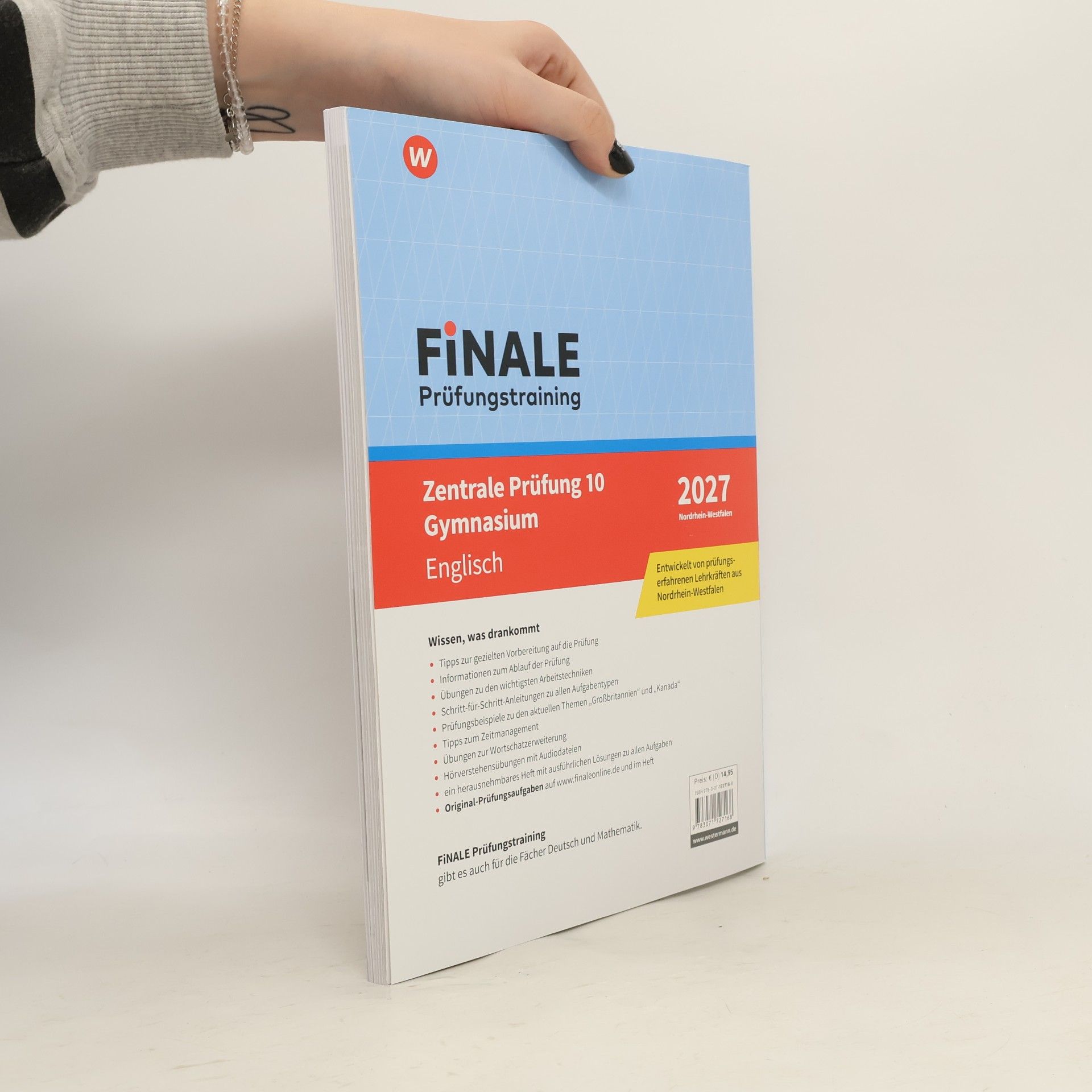 Vanessa Hoellen FiNALE - Prüfungstraining Zentrale Prüfungen 10 Gymnasium Nordrhein-Westfalen: Prüfungstraining Englisch 2027