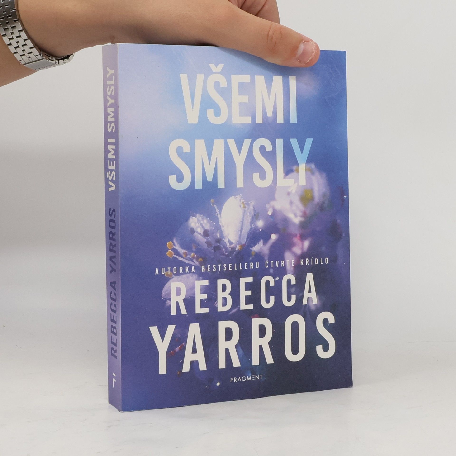Rebecca Yarros Všemi smysly