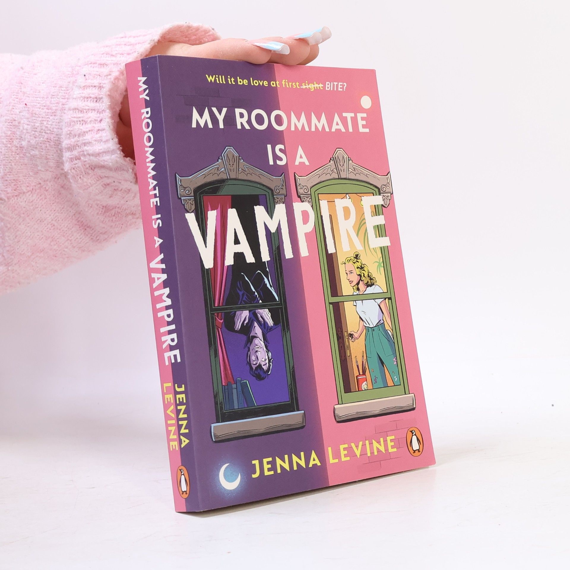 Jenna Levine My roommate is a vampire
