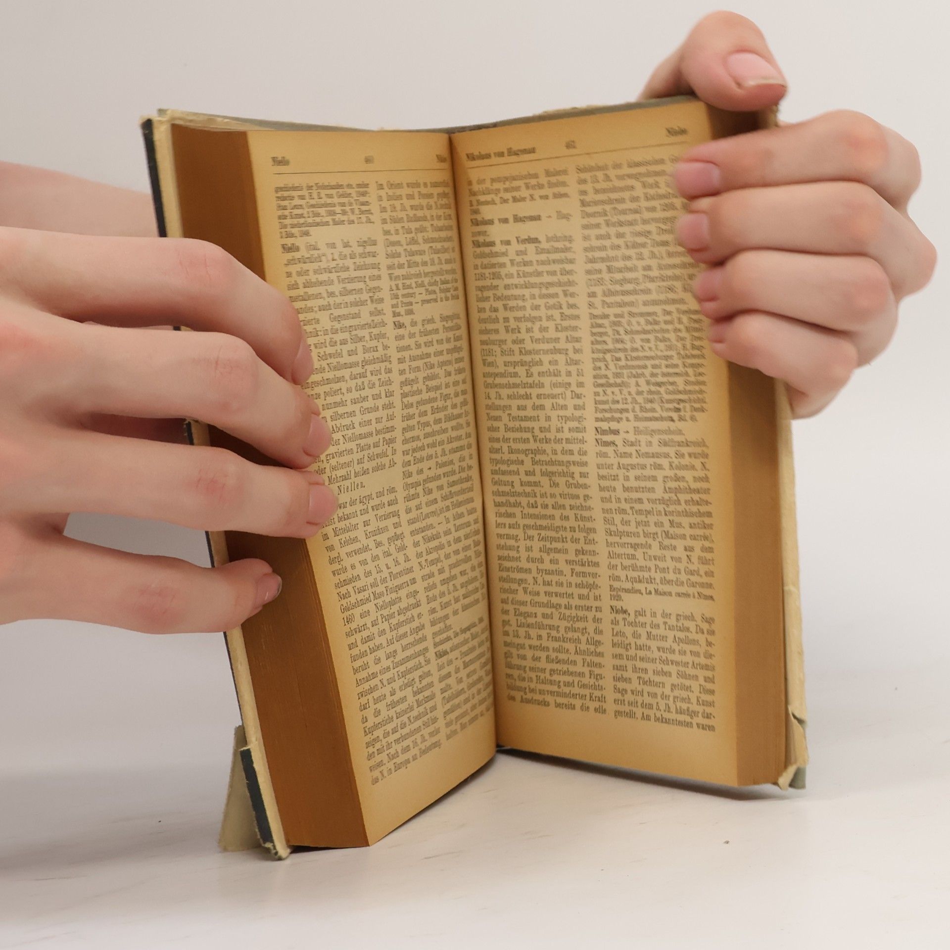 Autorenkollektiv Wörterbuch der Kunst