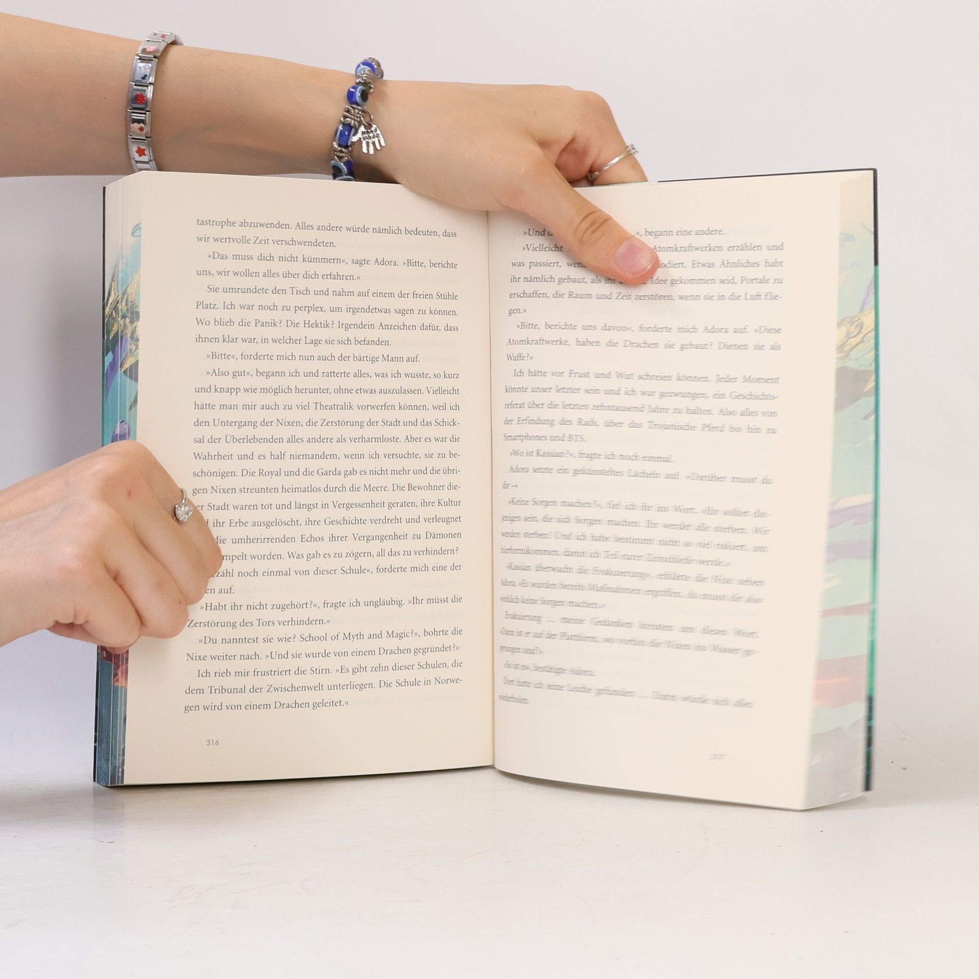Jennifer Alice Jager School of Myth & Magic, Band 2: Der Fluch der Meere (Limitierte Auflage mit Farbschnitt)