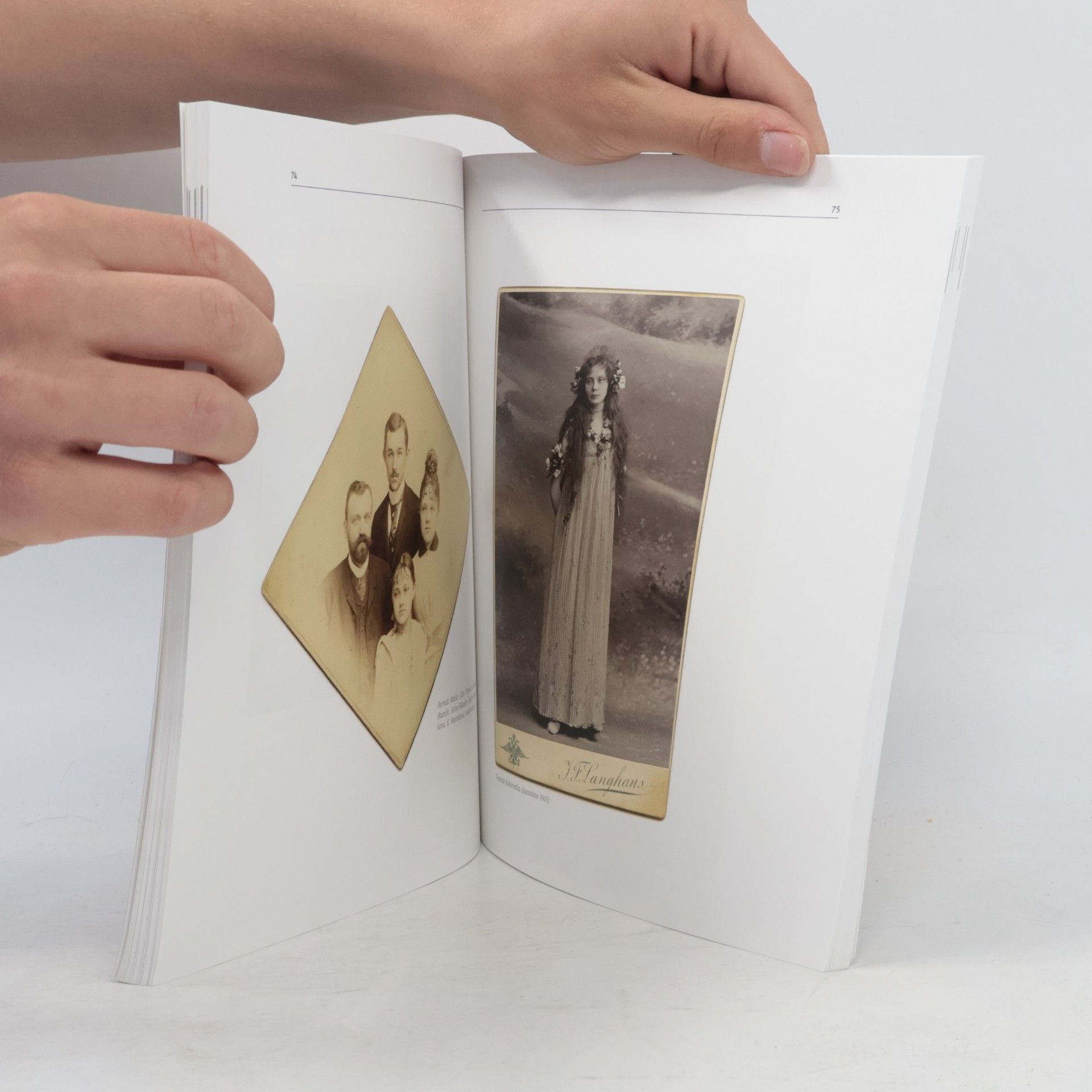 Alena Černá Jednotná popisná a obrazová dokumentace historického fotografického materiálu