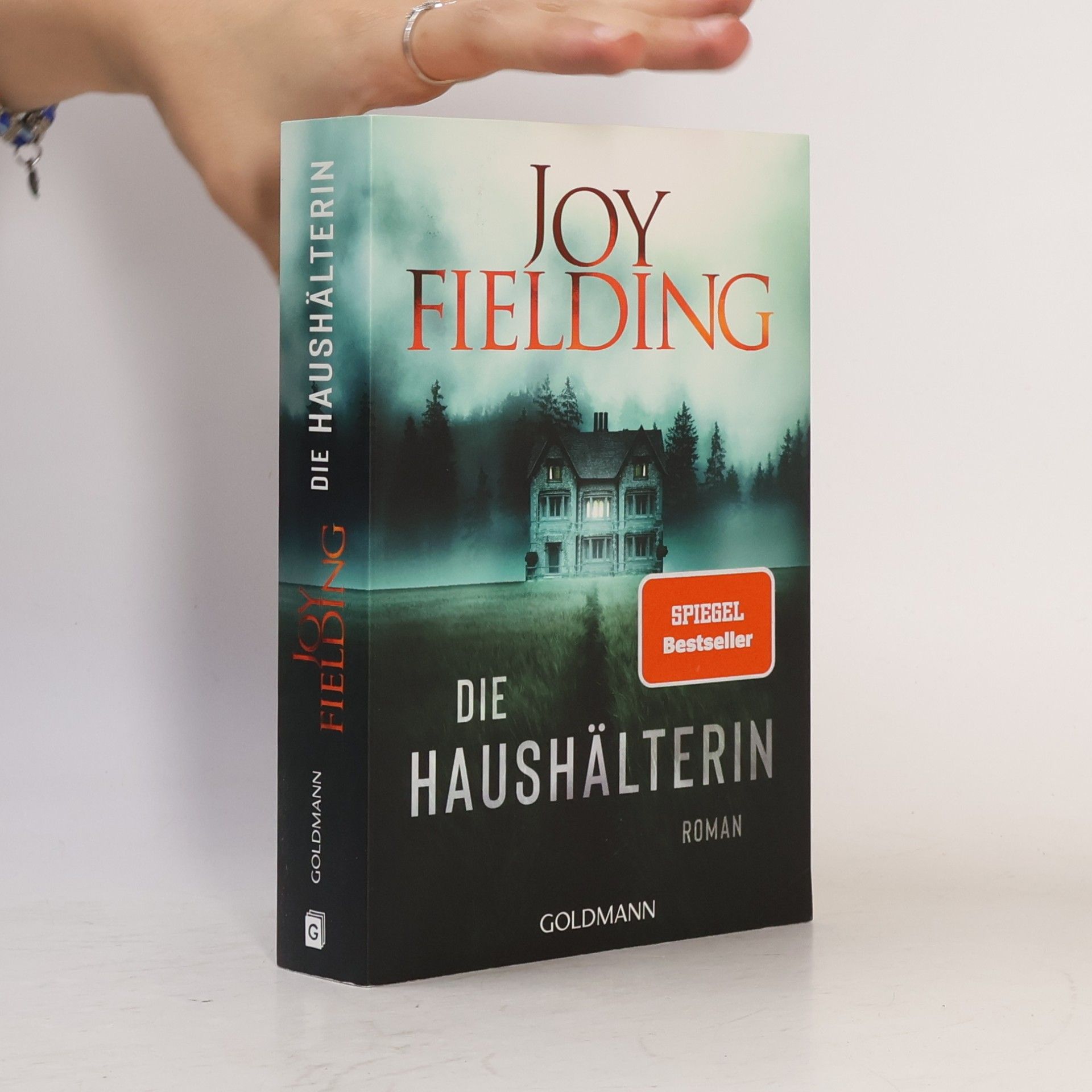 Joy Fielding Die Haushälterin